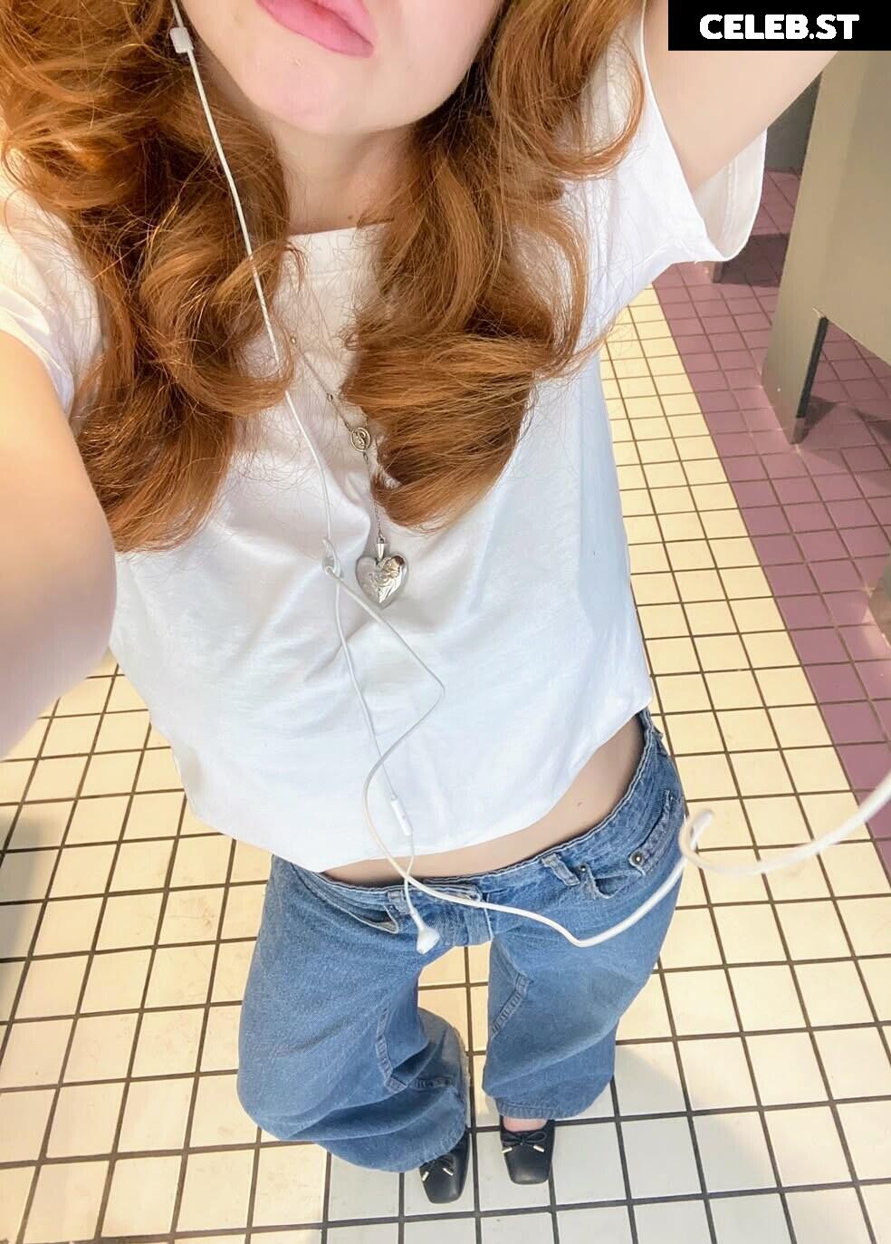 Francesca Capaldi (18) Image 11494215