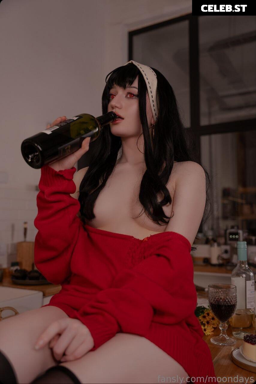 Moondays Image 11496672