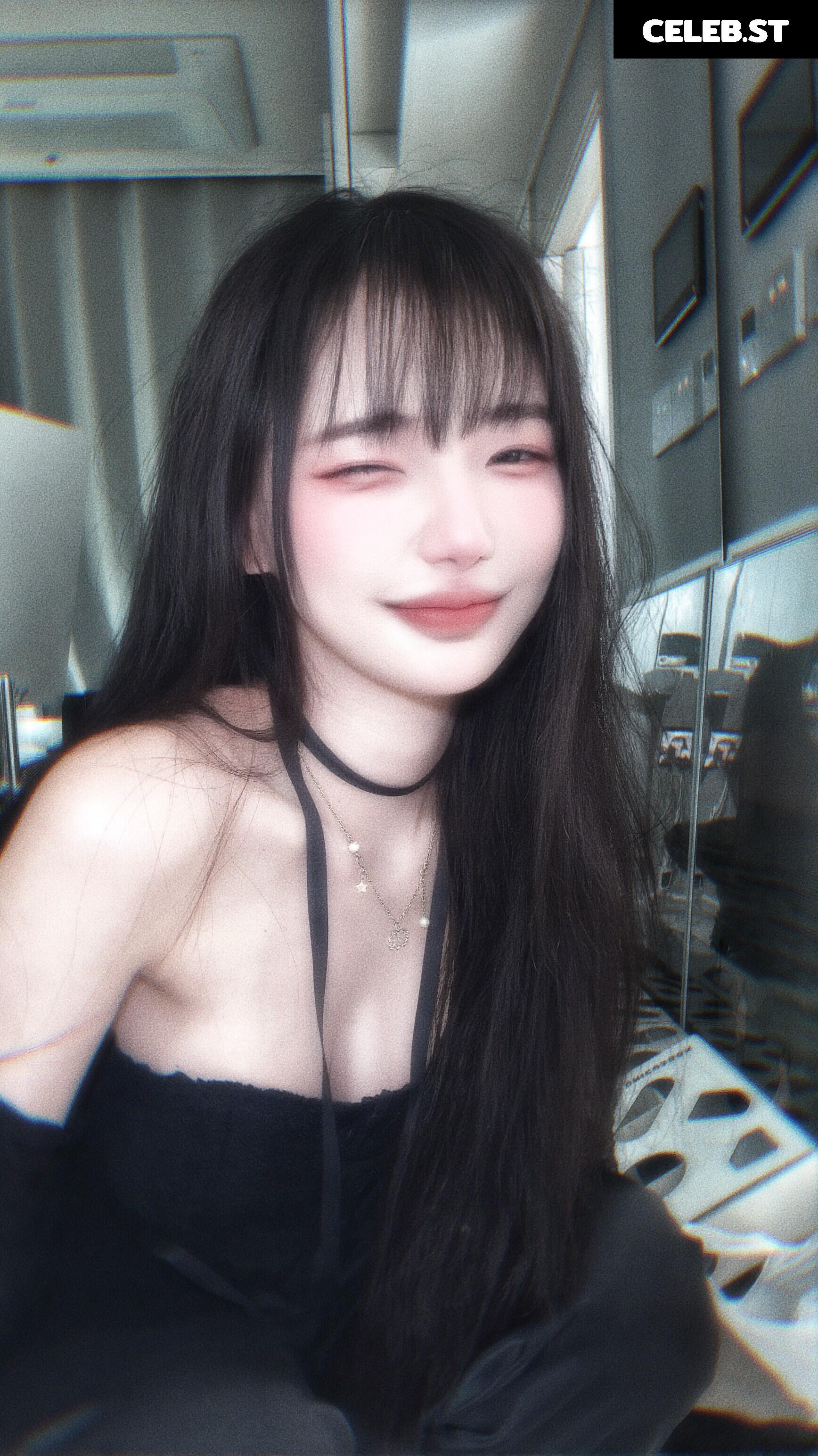 Luvuhiki | luvhiki | iamriri | m_zzi | mo_zzi Image 11378540