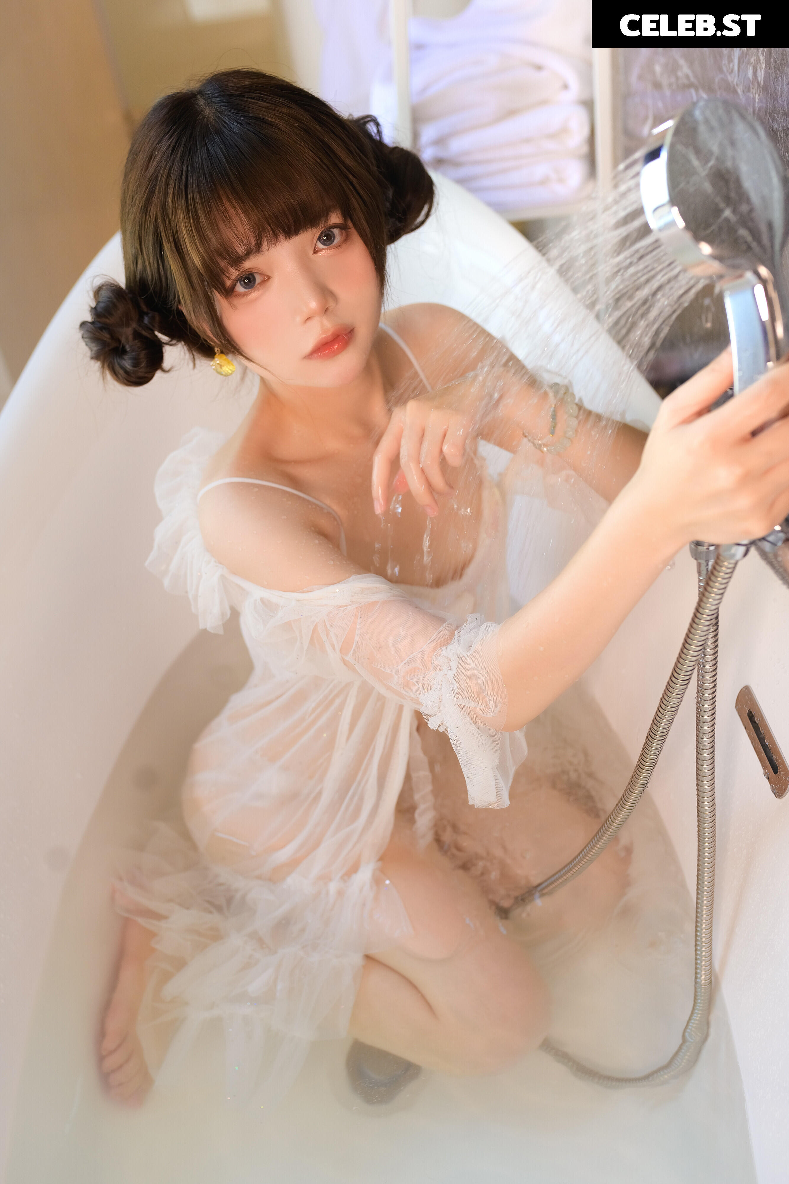 Miu - ミウ Cosplayer Image 11378484
