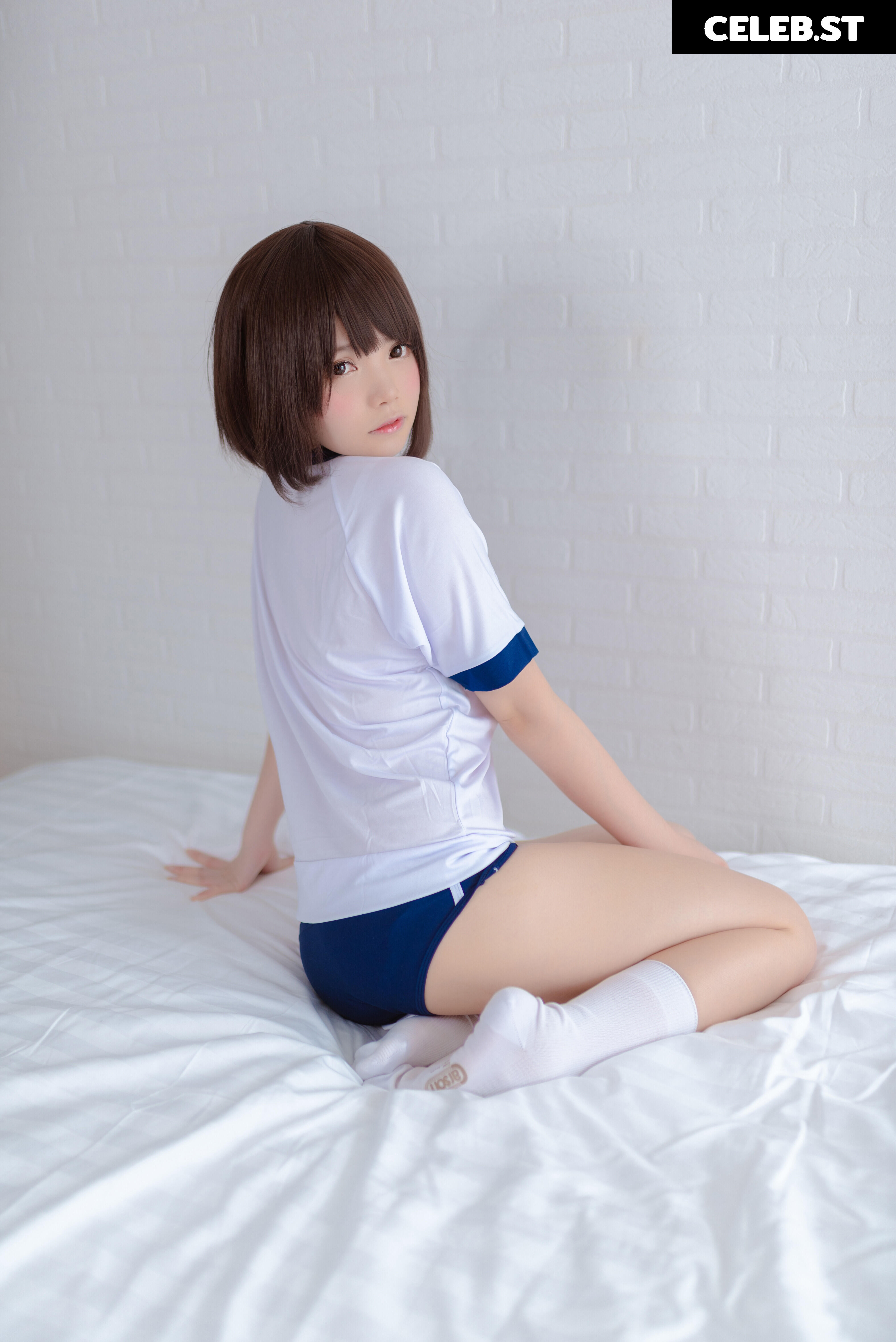 Miu - ミウ Cosplayer Image 11378319