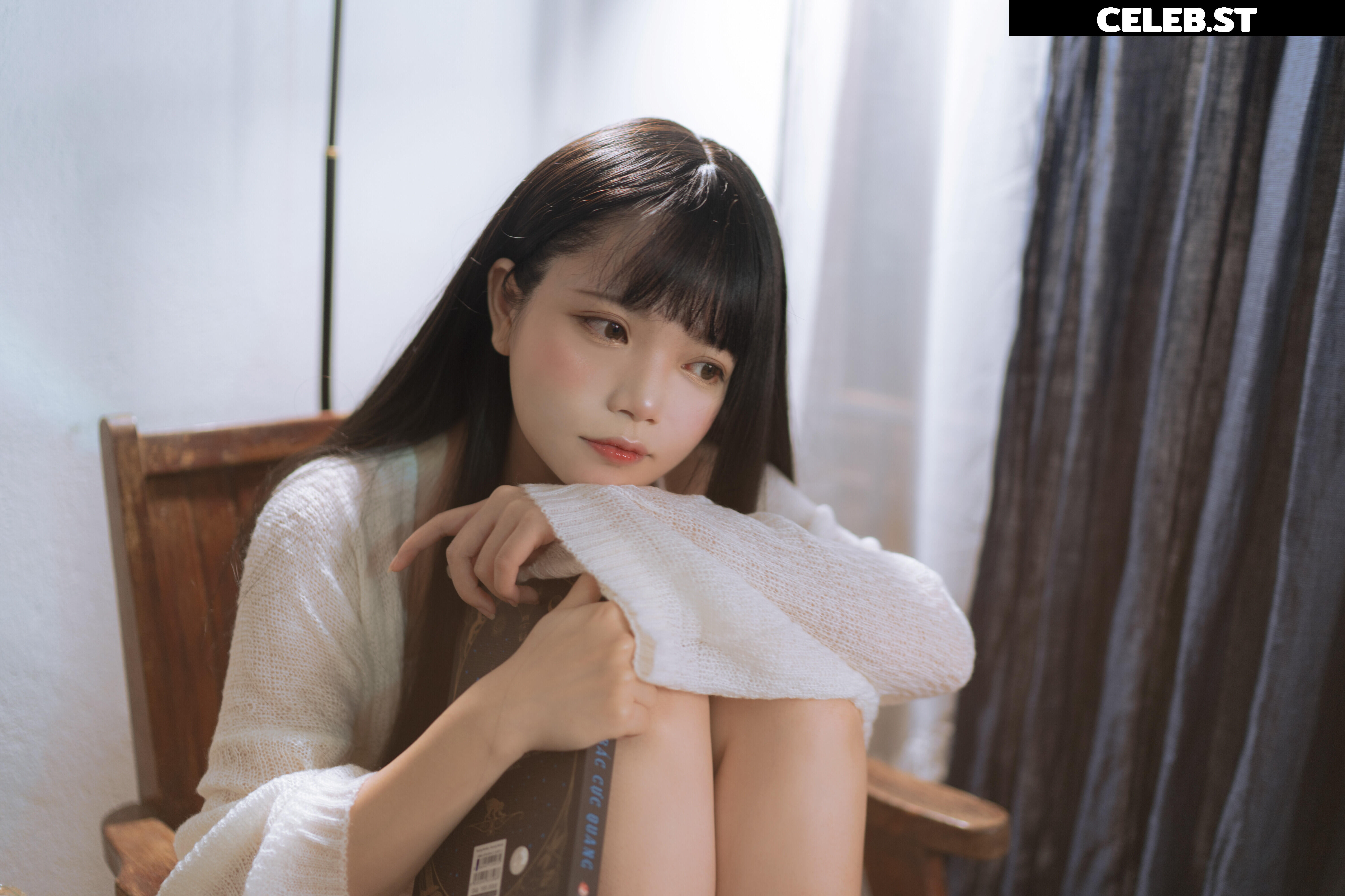 Miu - ミウ Cosplayer Image 11378334