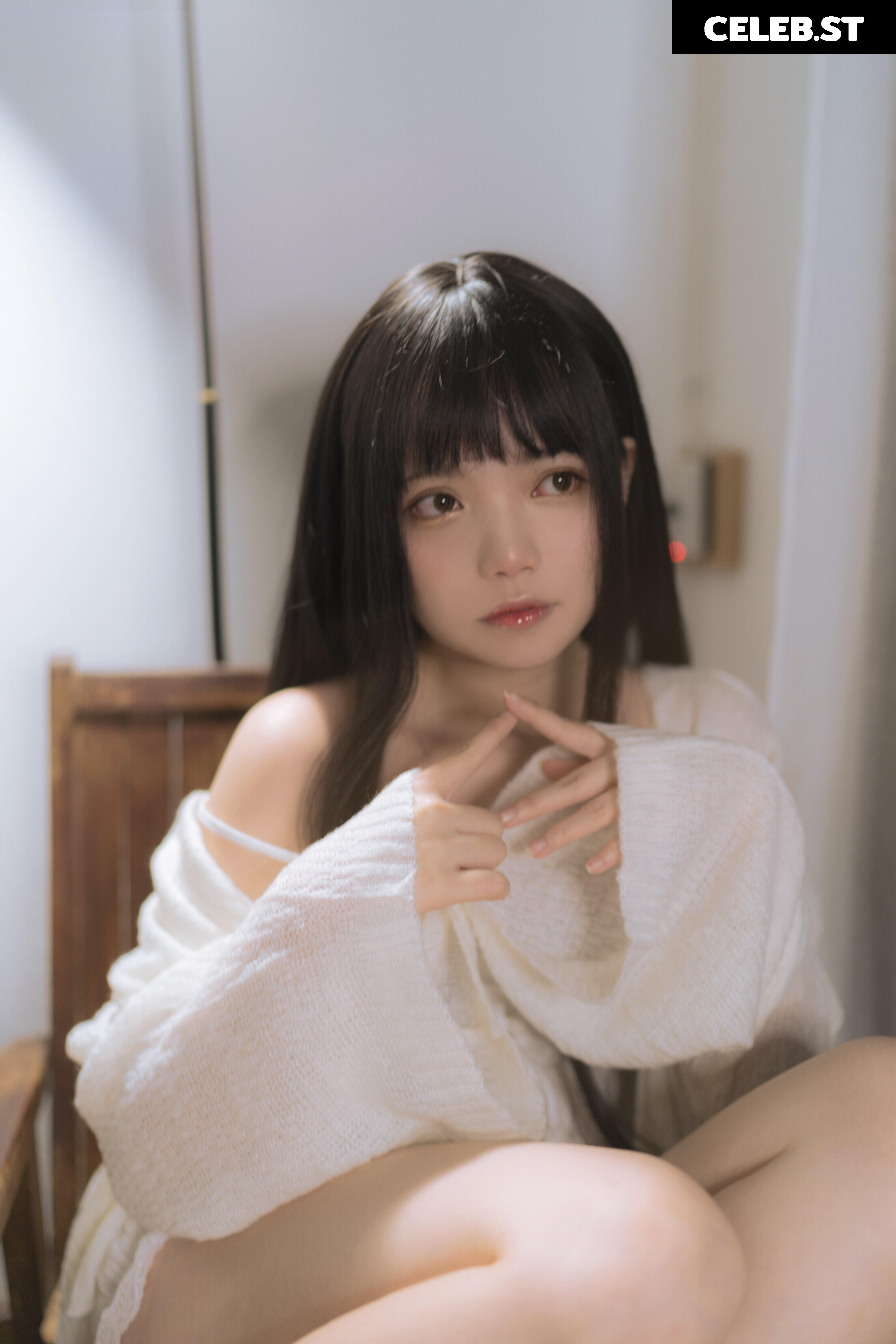 Miu - ミウ Cosplayer Image 11378338