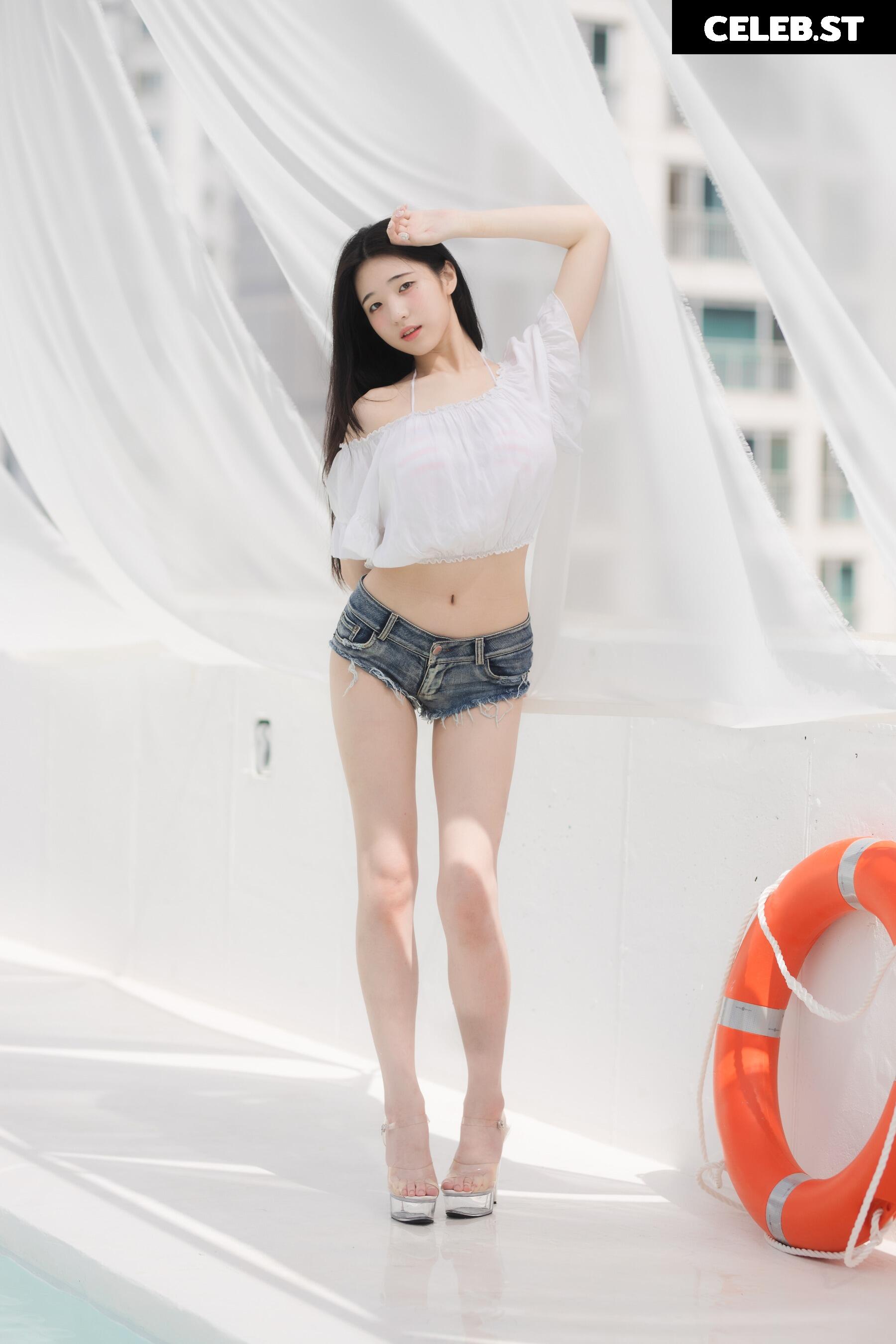 Lee Yeon-woo (이연우) | Yonu Kuro | yonu_kuro Image 11373181