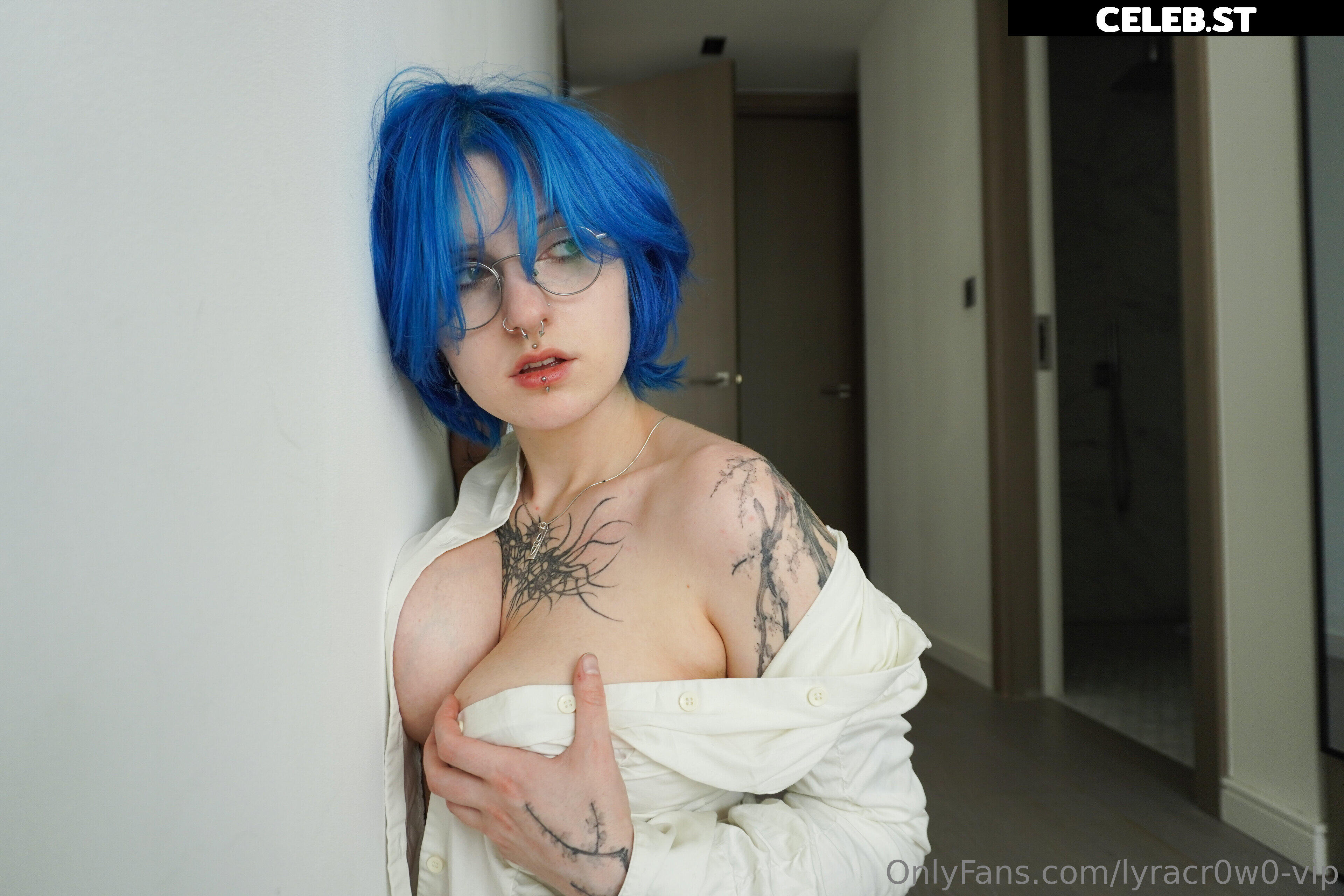 Lyra Crow | lyracr0w0 Image 11349751