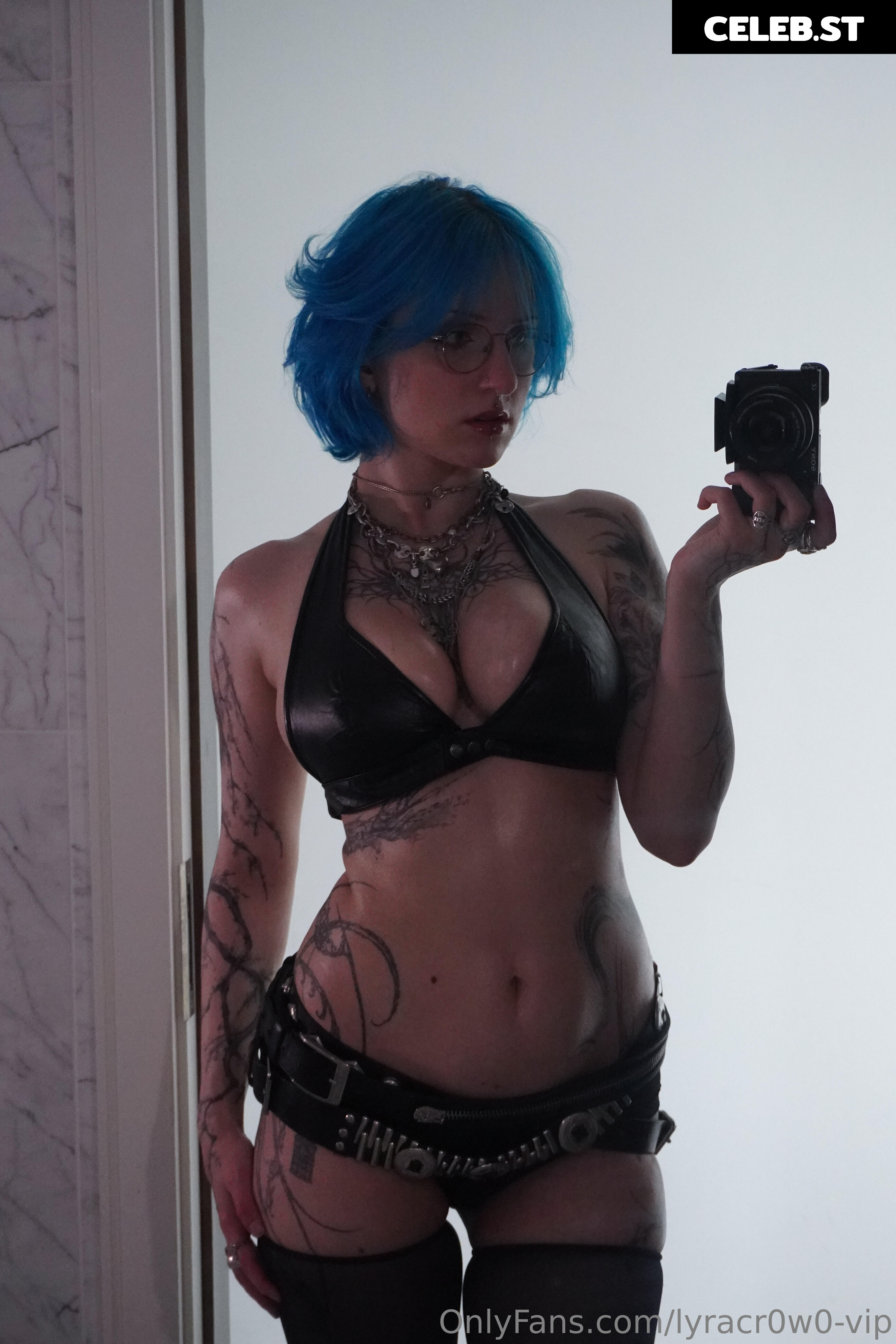 Lyra Crow | lyracr0w0 Image 11349750