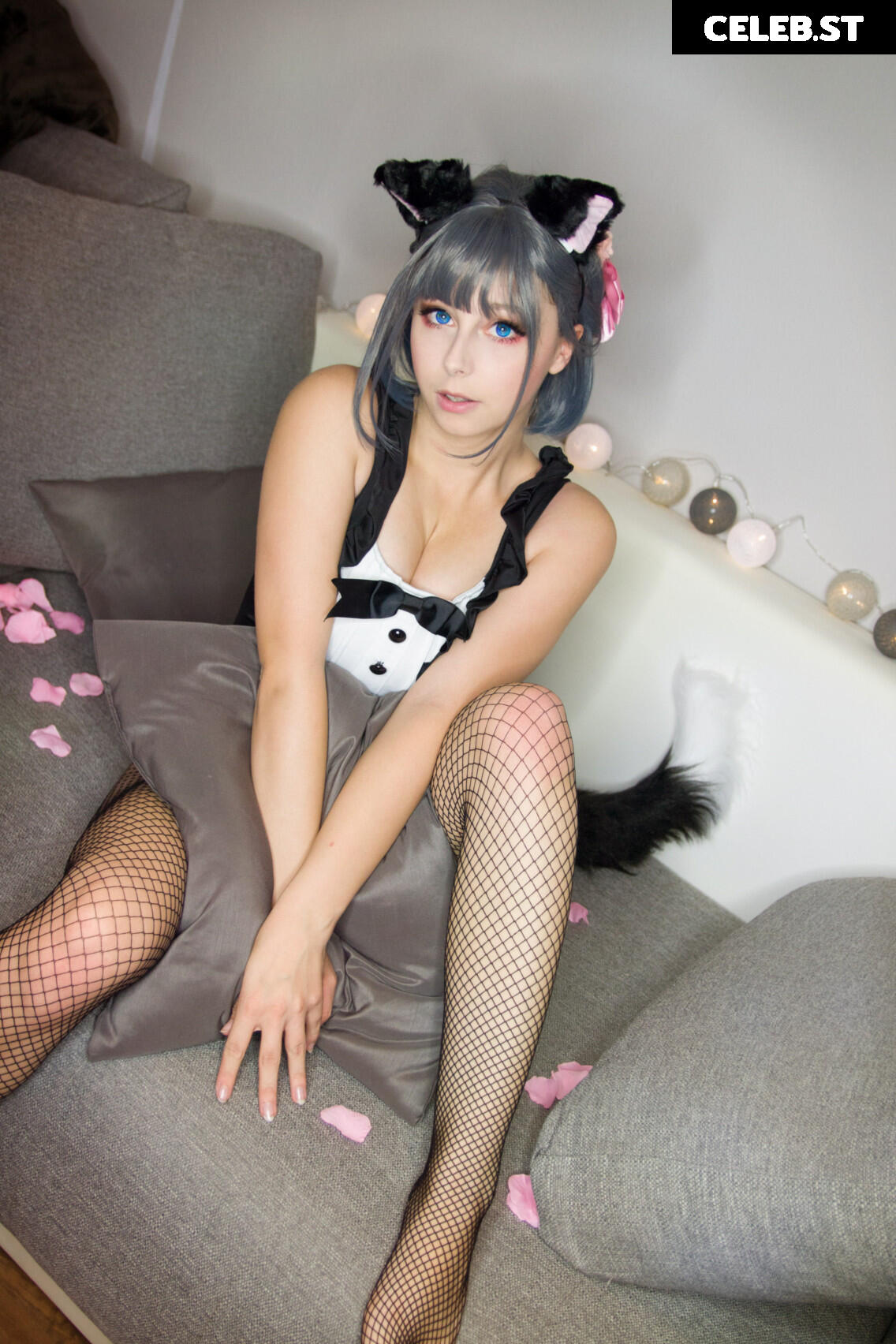 JenNyan Image 1139726