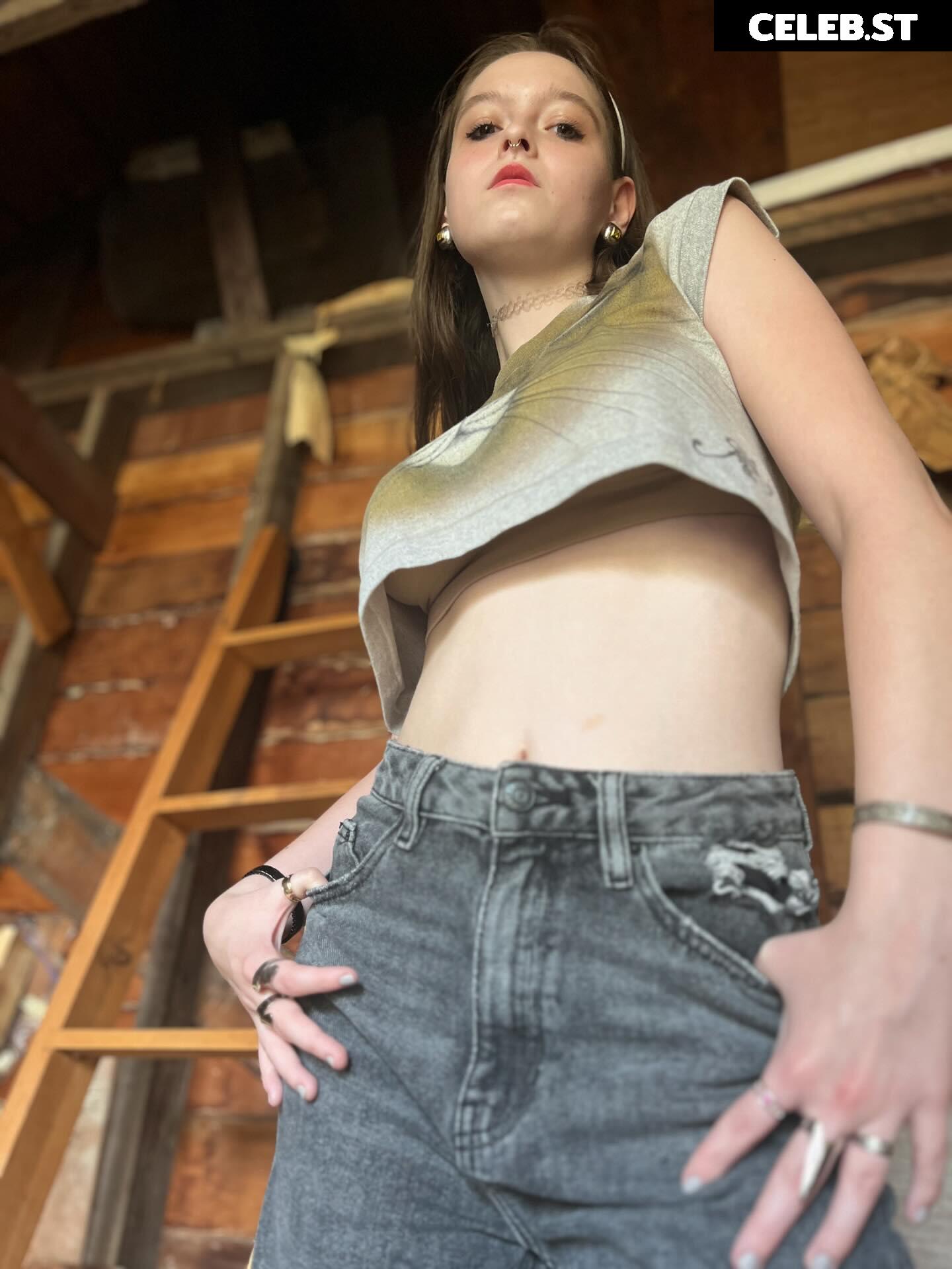unoangryone | vonthedon | Veronica Image 11391538