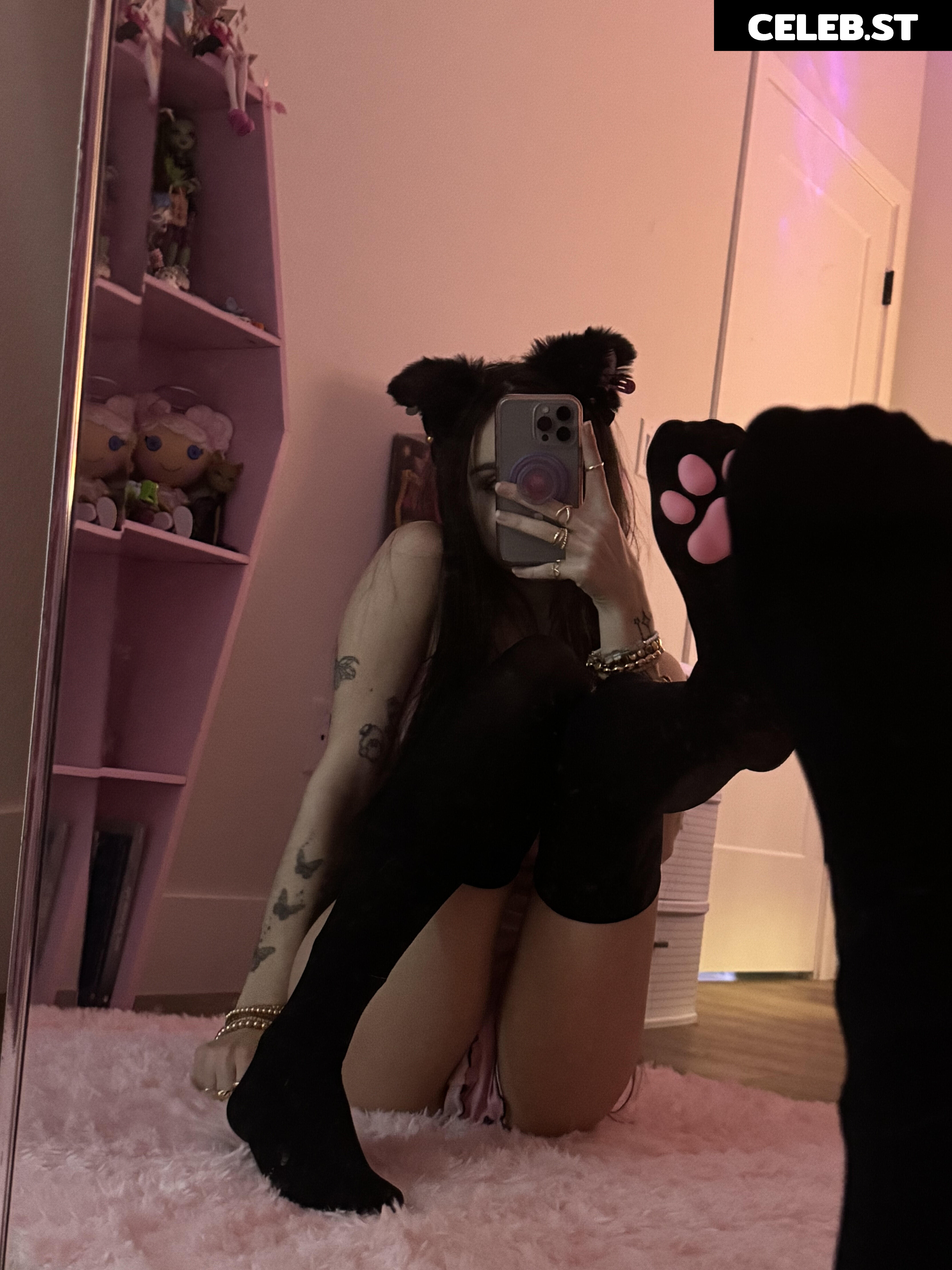 beebee ASMR Image 11388881
