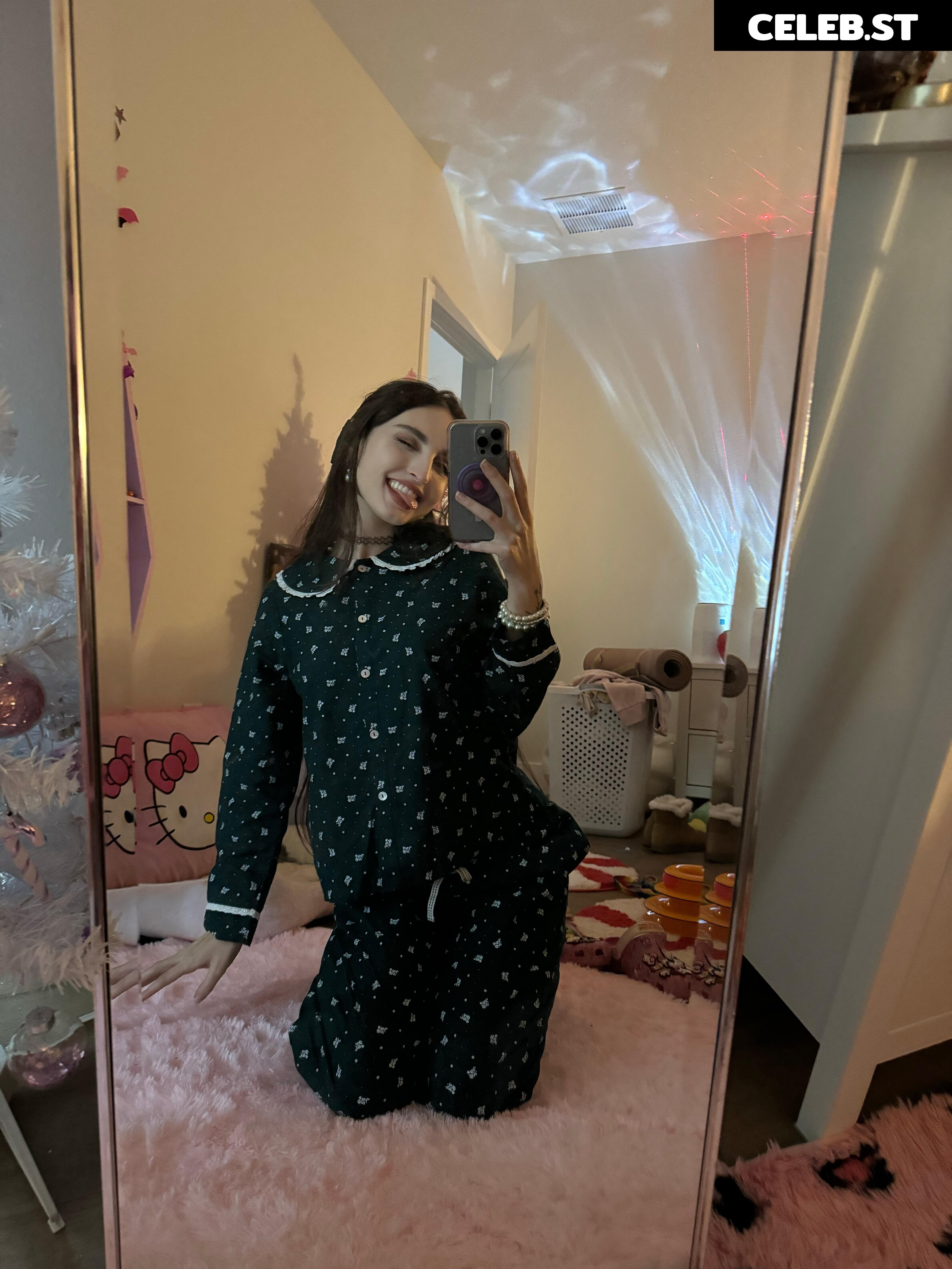 beebee ASMR Image 11388725