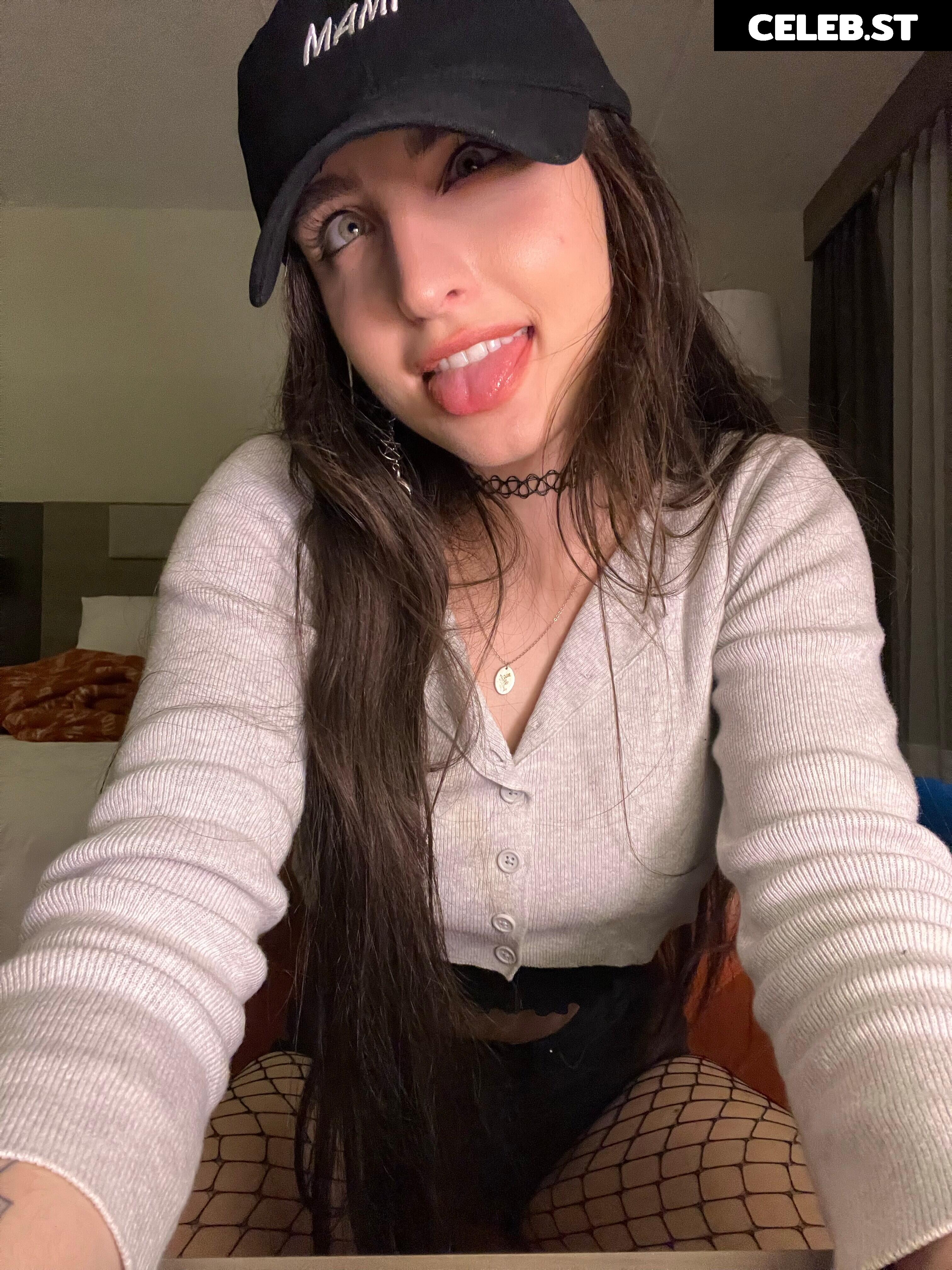 beebee ASMR Image 11388135