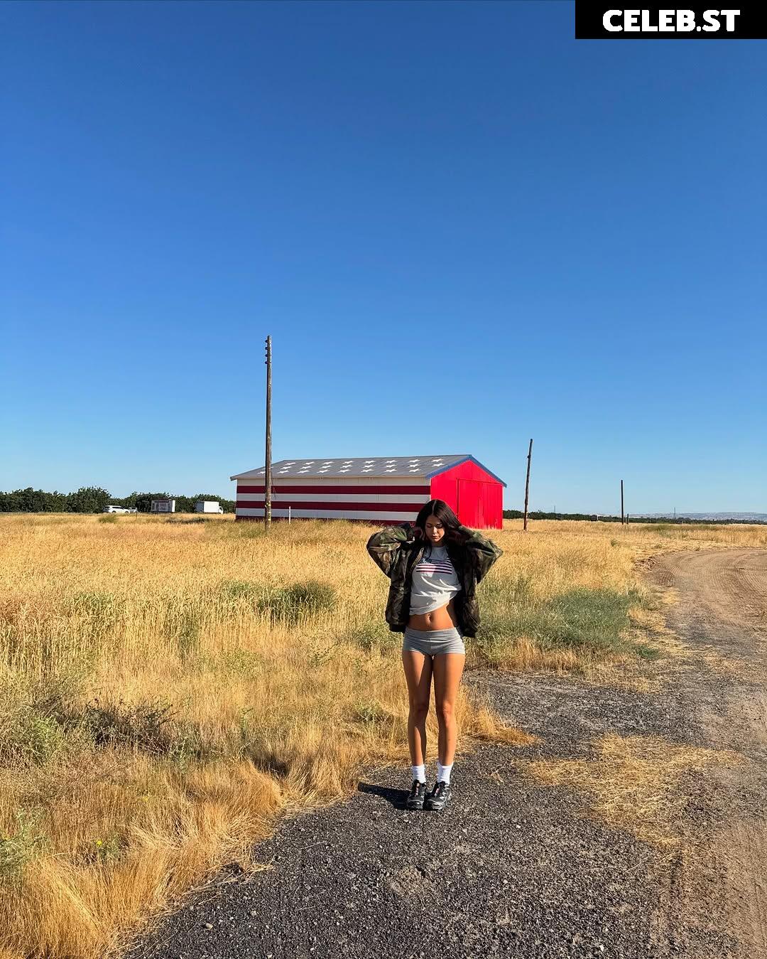 Luvstruck Image 11381805