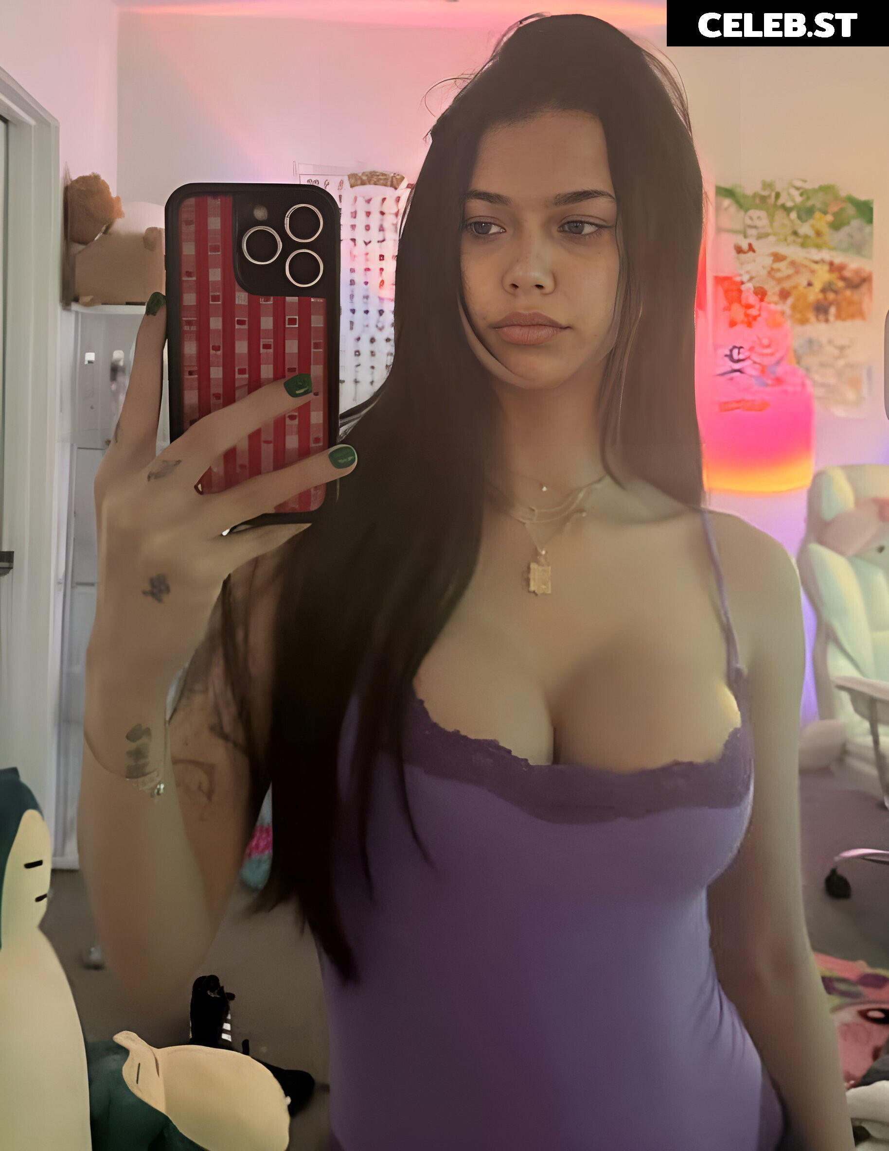 Luvstruck Image 11381832