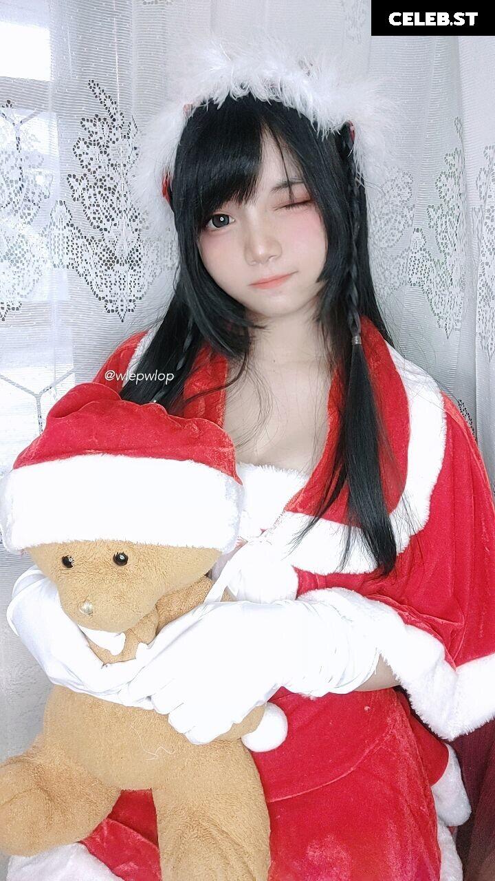 Angel chan | wlep wlop | menruinyanko_ Image 11380297