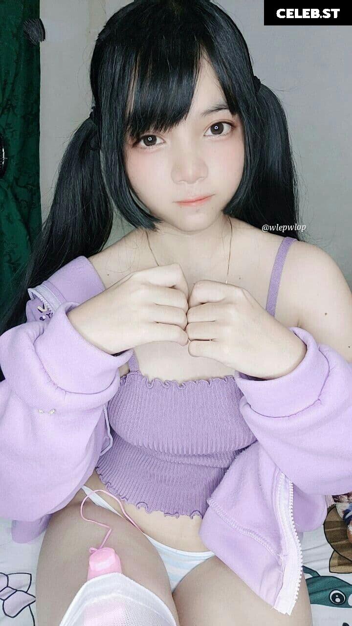 Angel chan | wlep wlop | menruinyanko_ Image 11380253