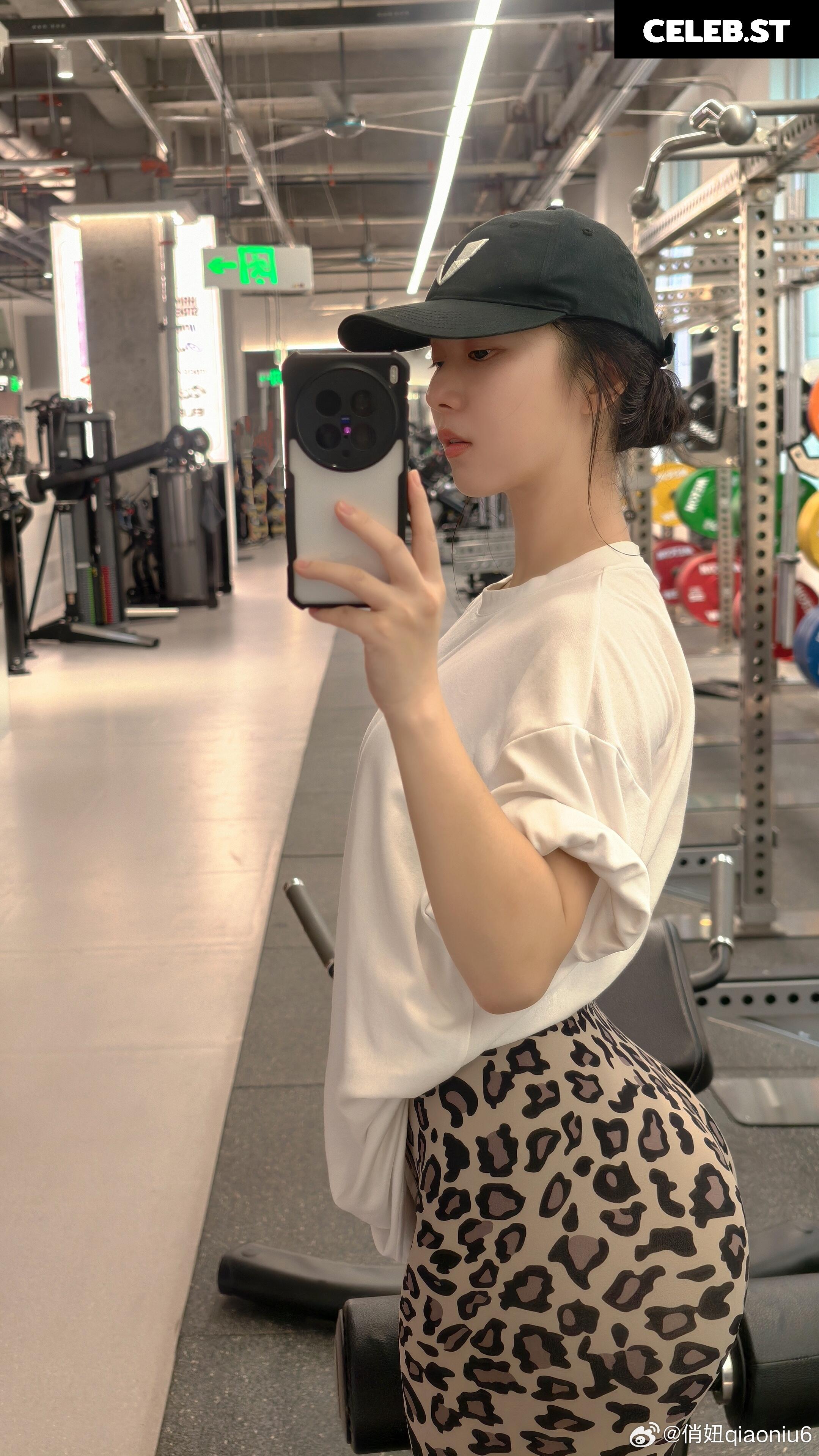 俏妞qiaoniuTT , 俏妞qiaoniu , qiaoniuTT , qiaoniu Image 11380246