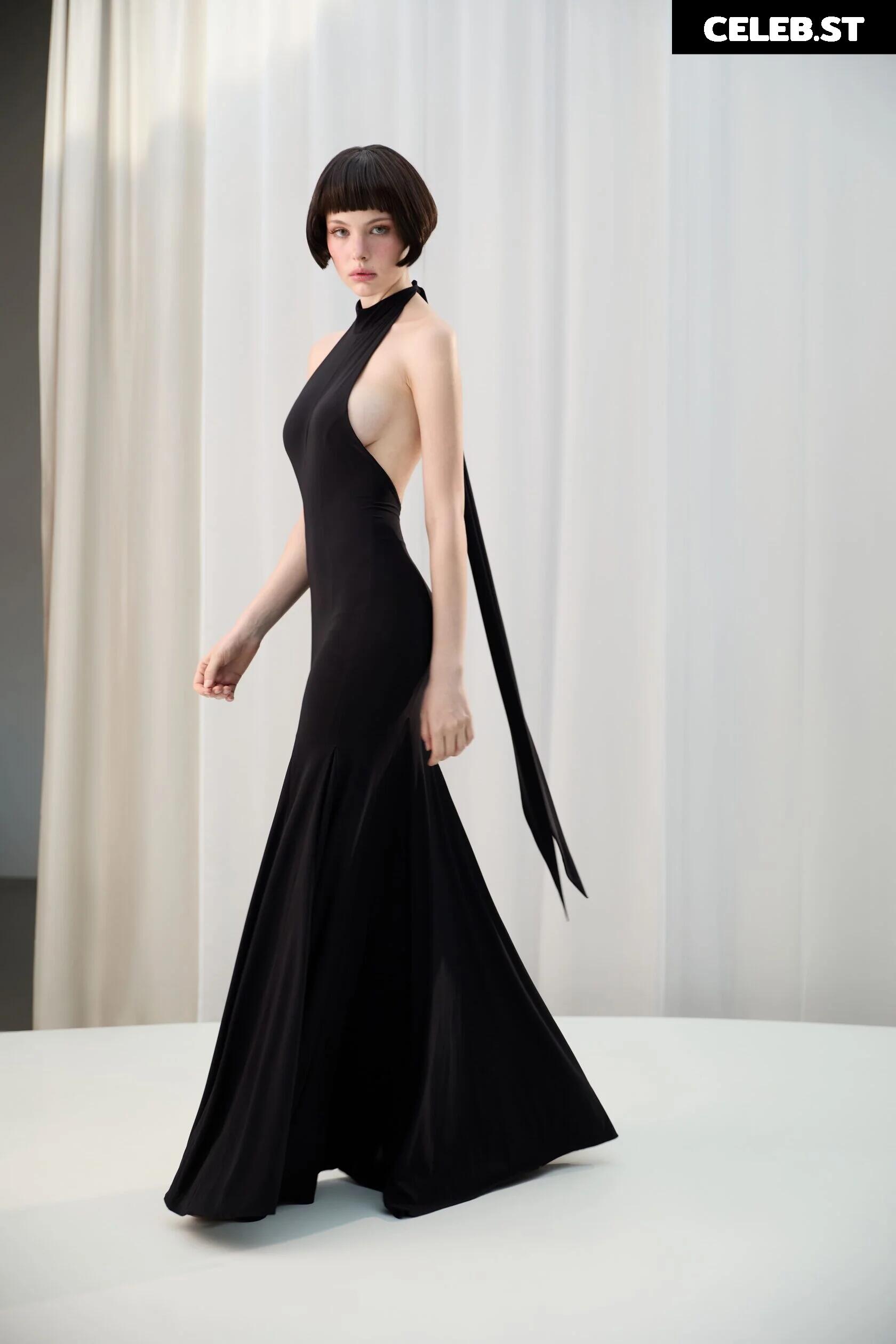 Sonya Zoloeva Image 11389437