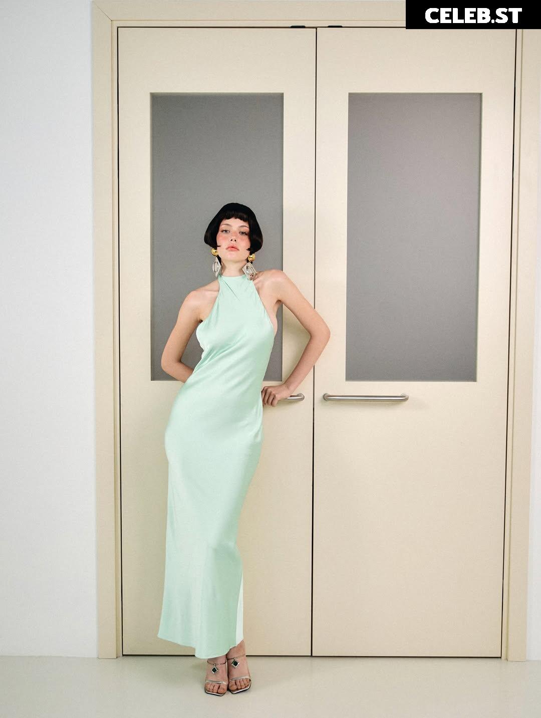 Sonya Zoloeva Image 11389454