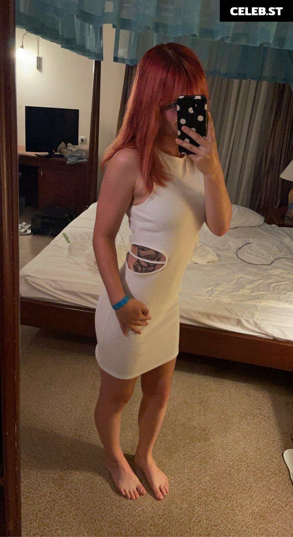 thisislina Image 111045