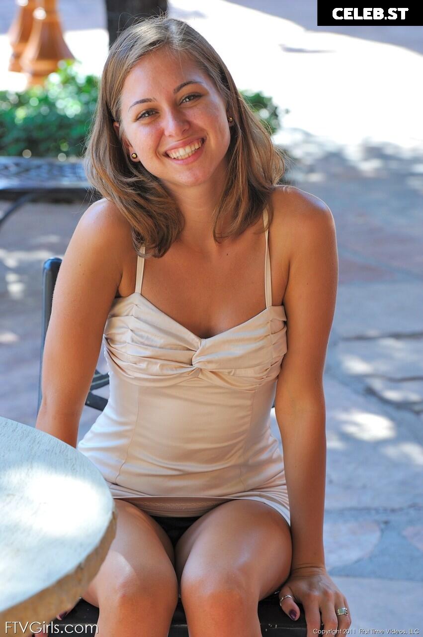 Riley Reid Image 1104875