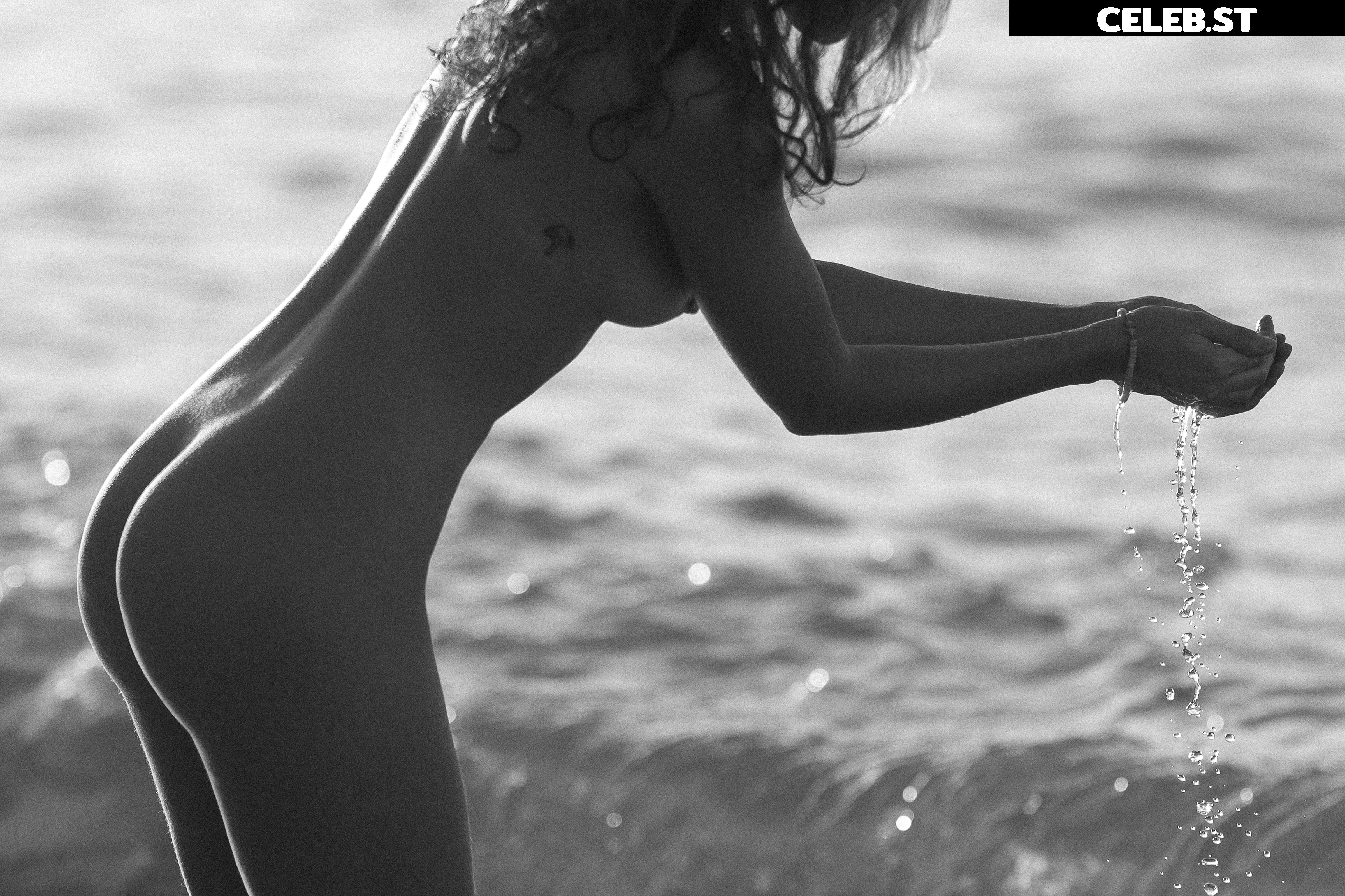 Mia C. Bell / Mia Larelle Image 129459