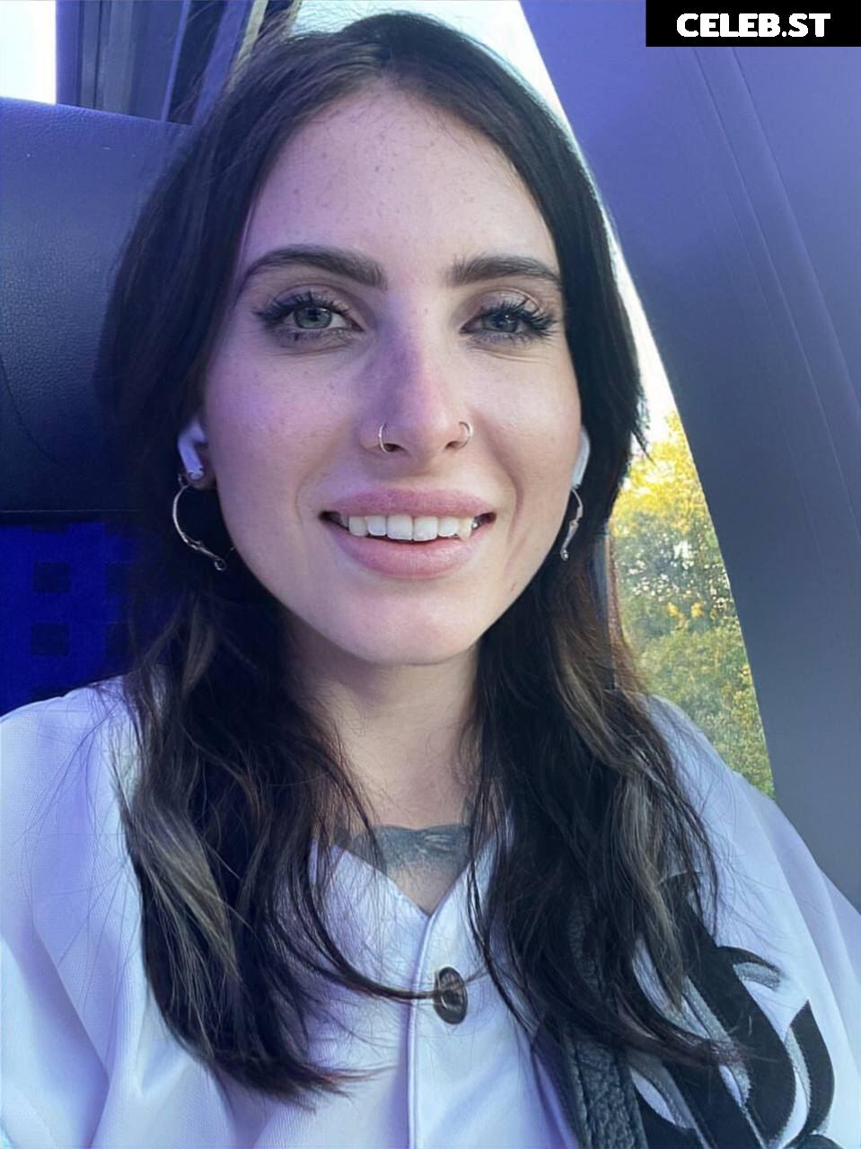 Lia Louise Image 1293777