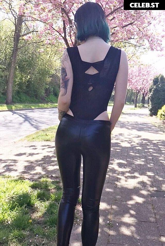 Lia Louise Image 1290958