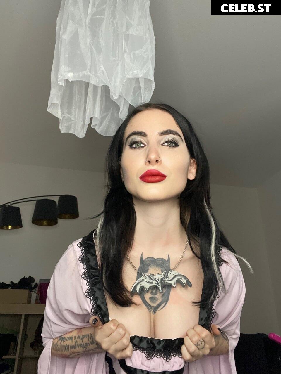 Lia Louise Image 1298738