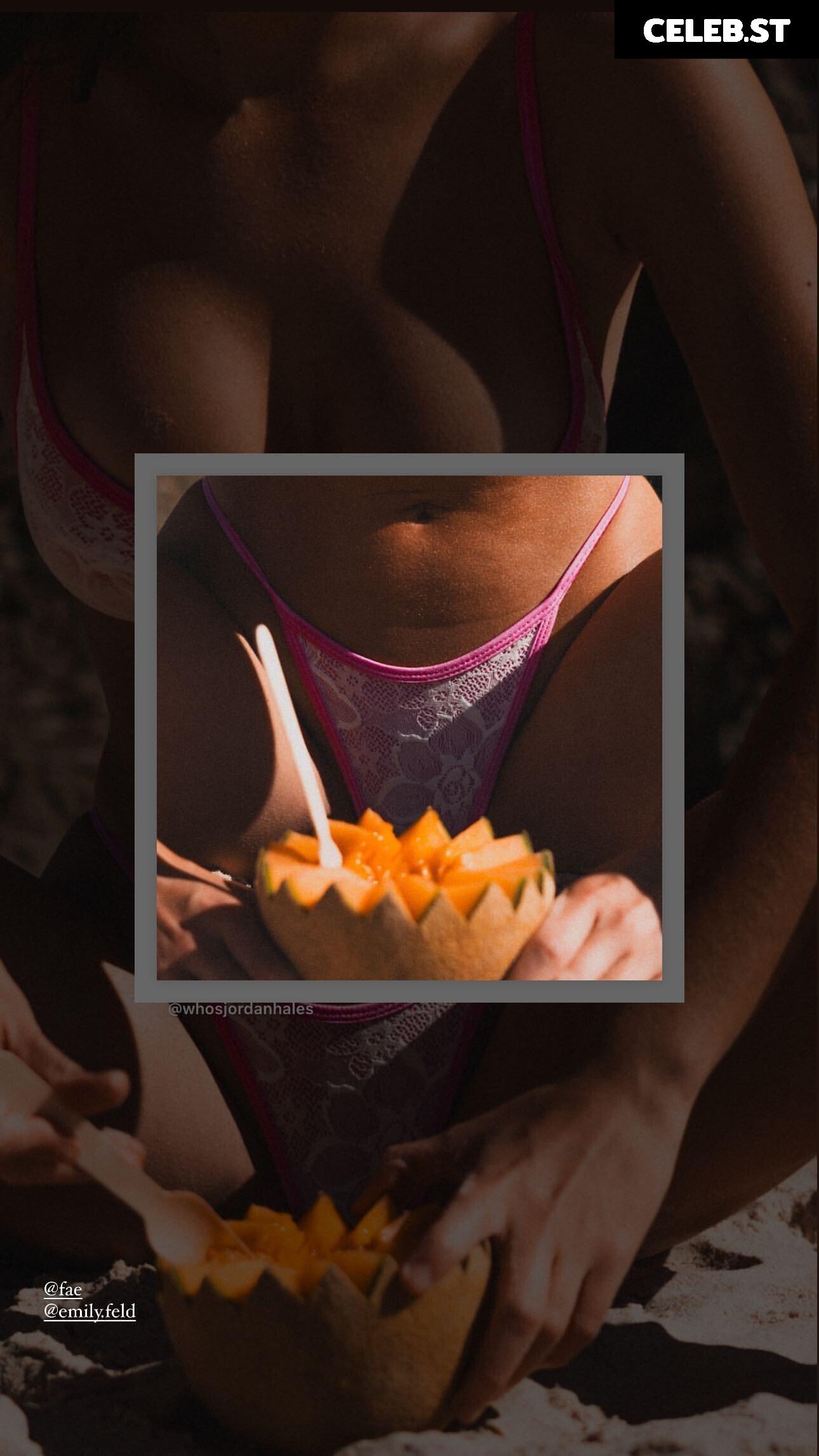 Emily Feld - emily.feld Image 12825473