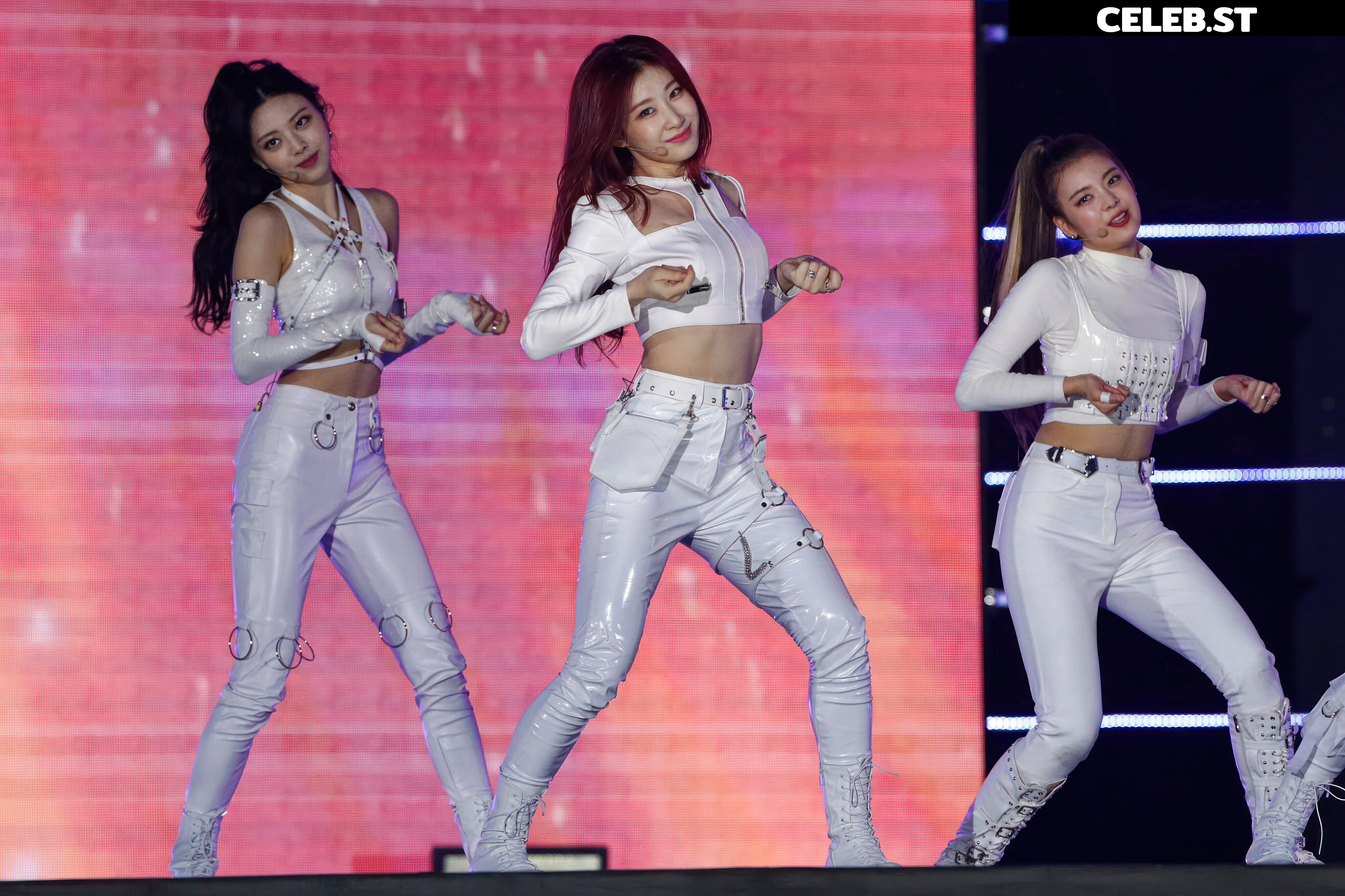 Yuna - ITZY (유나, Shin Yu Na) Image 12825763
