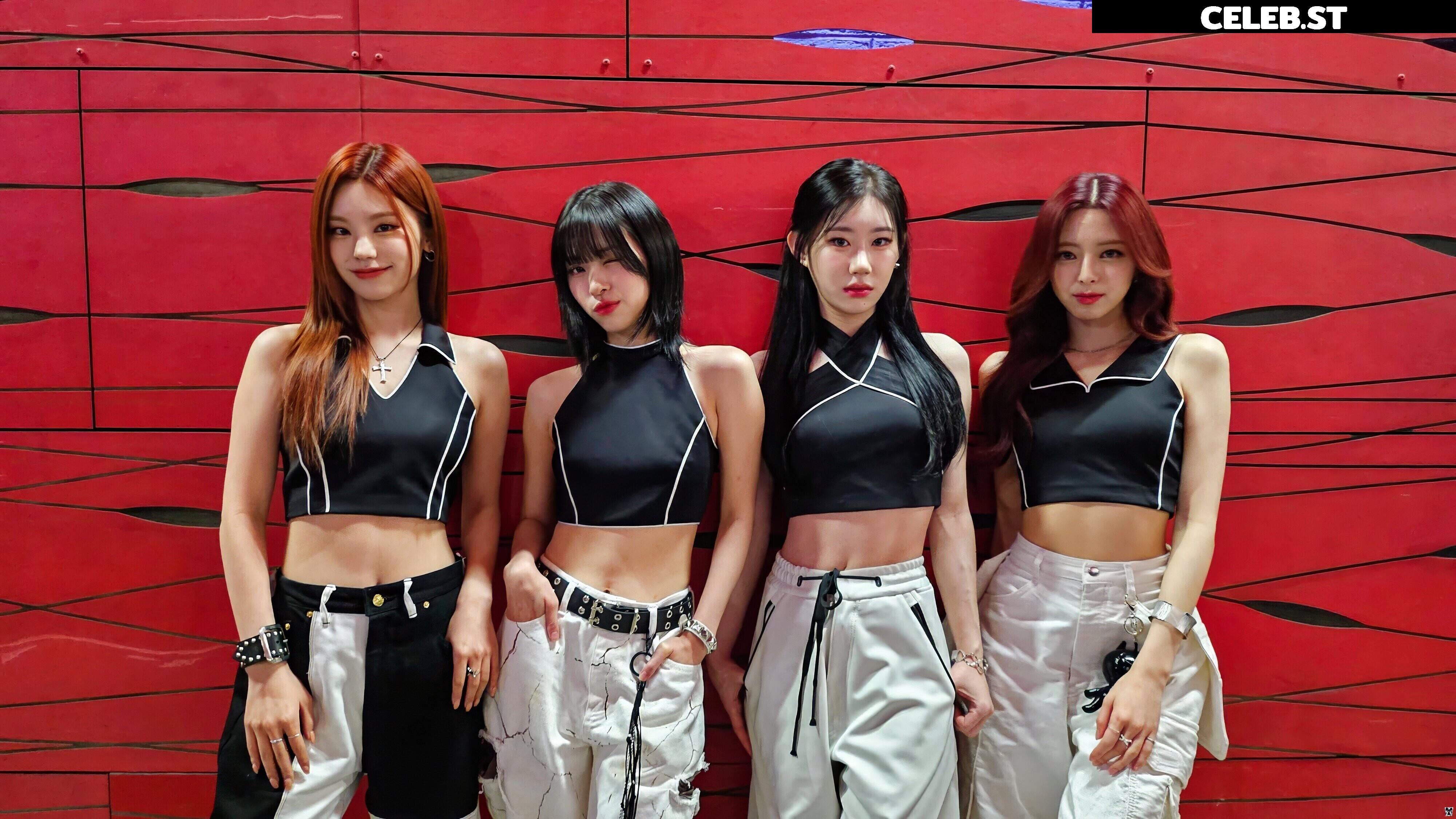 Yuna - ITZY (유나, Shin Yu Na) Image 12825766