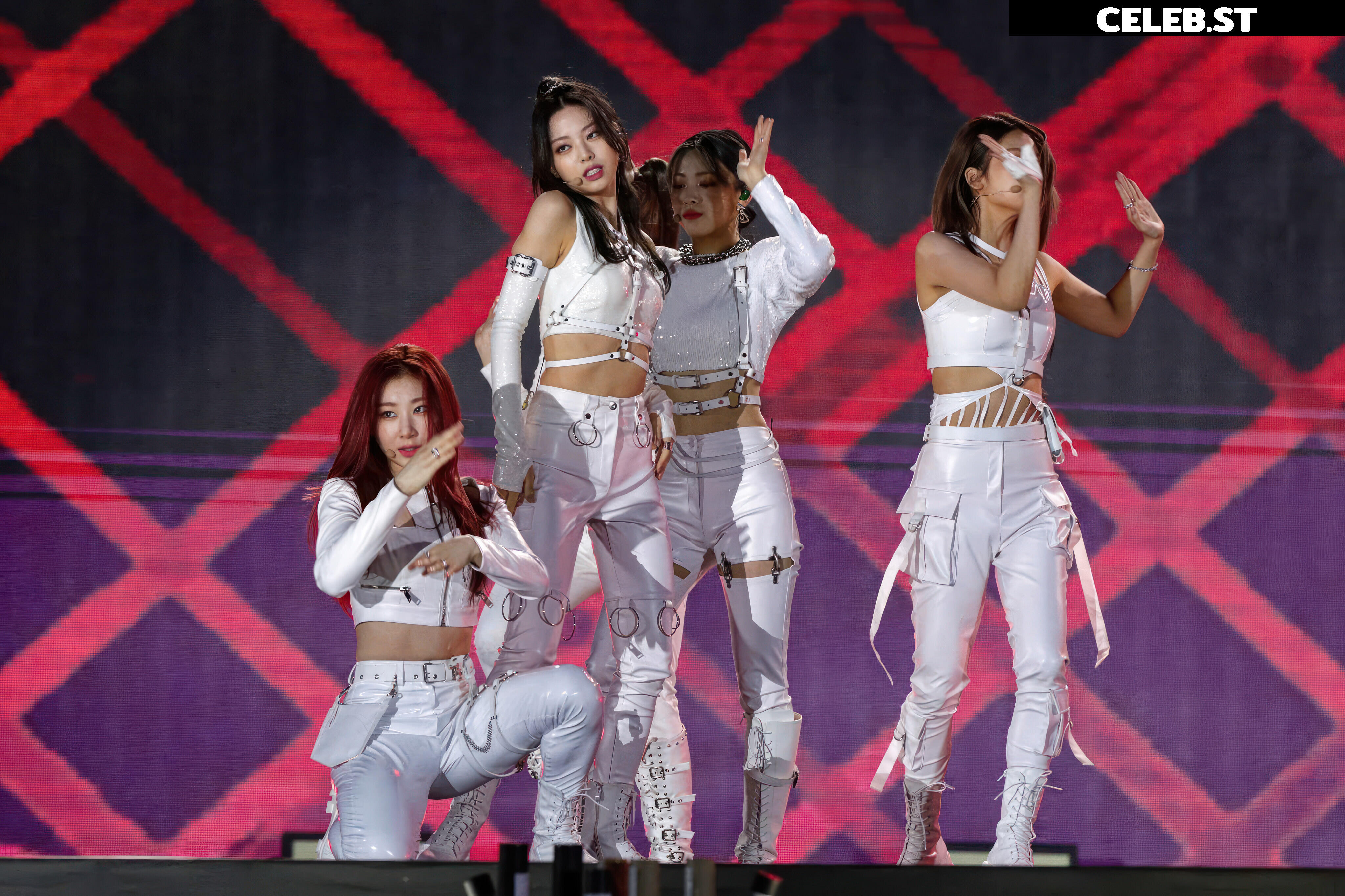 Yuna - ITZY (유나, Shin Yu Na) Image 12825769