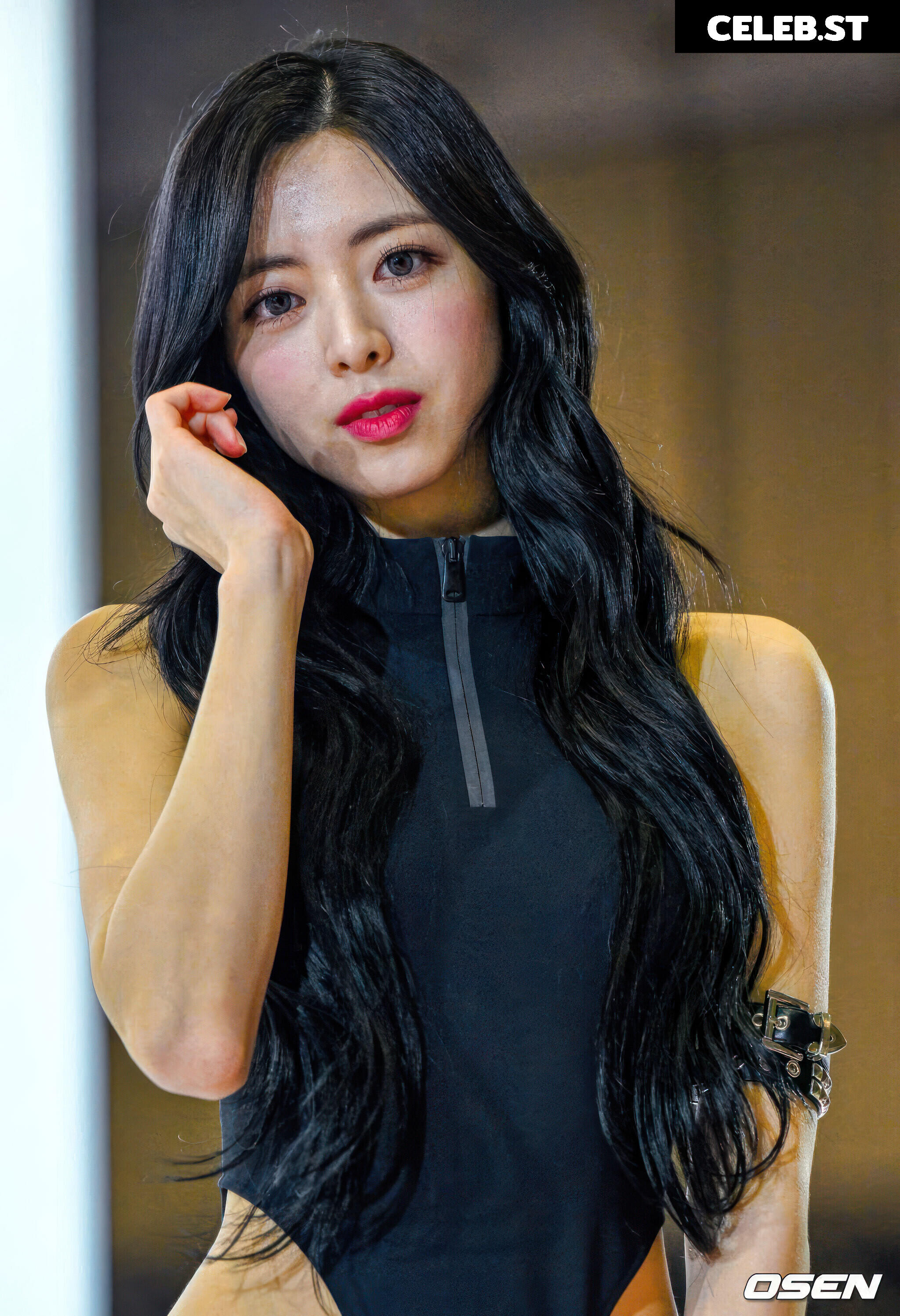 Yuna - ITZY (유나, Shin Yu Na) Image 12825770