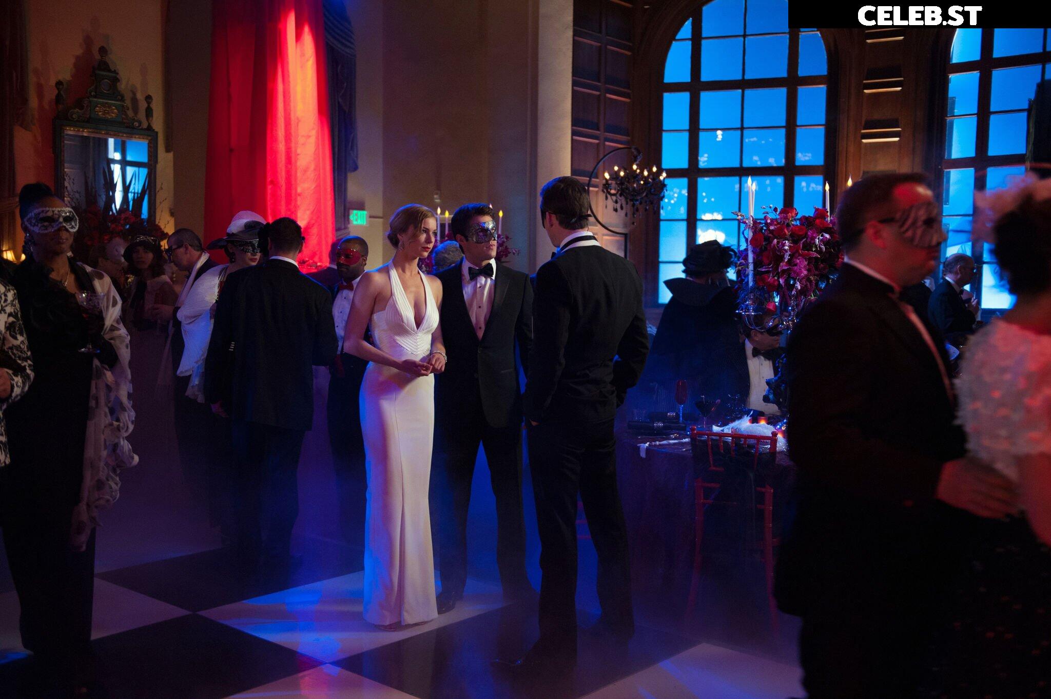 Emily VanCamp Image 12827338