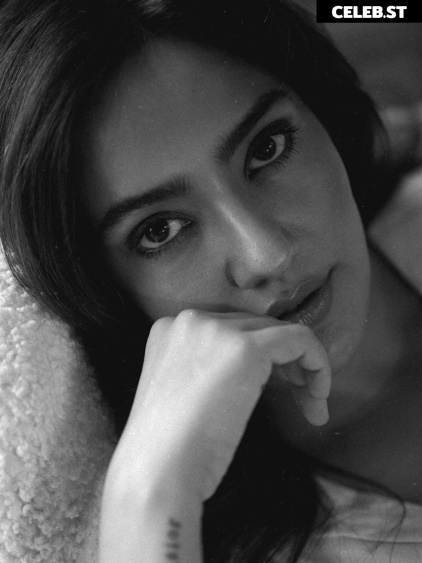 Neha Sharma Image 12826989