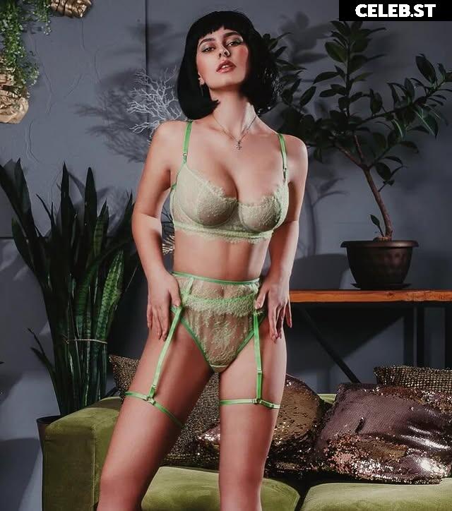Angelina Prosvetova Image 12833033