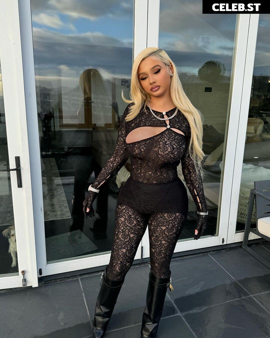 Alabama Barker Image 12760636