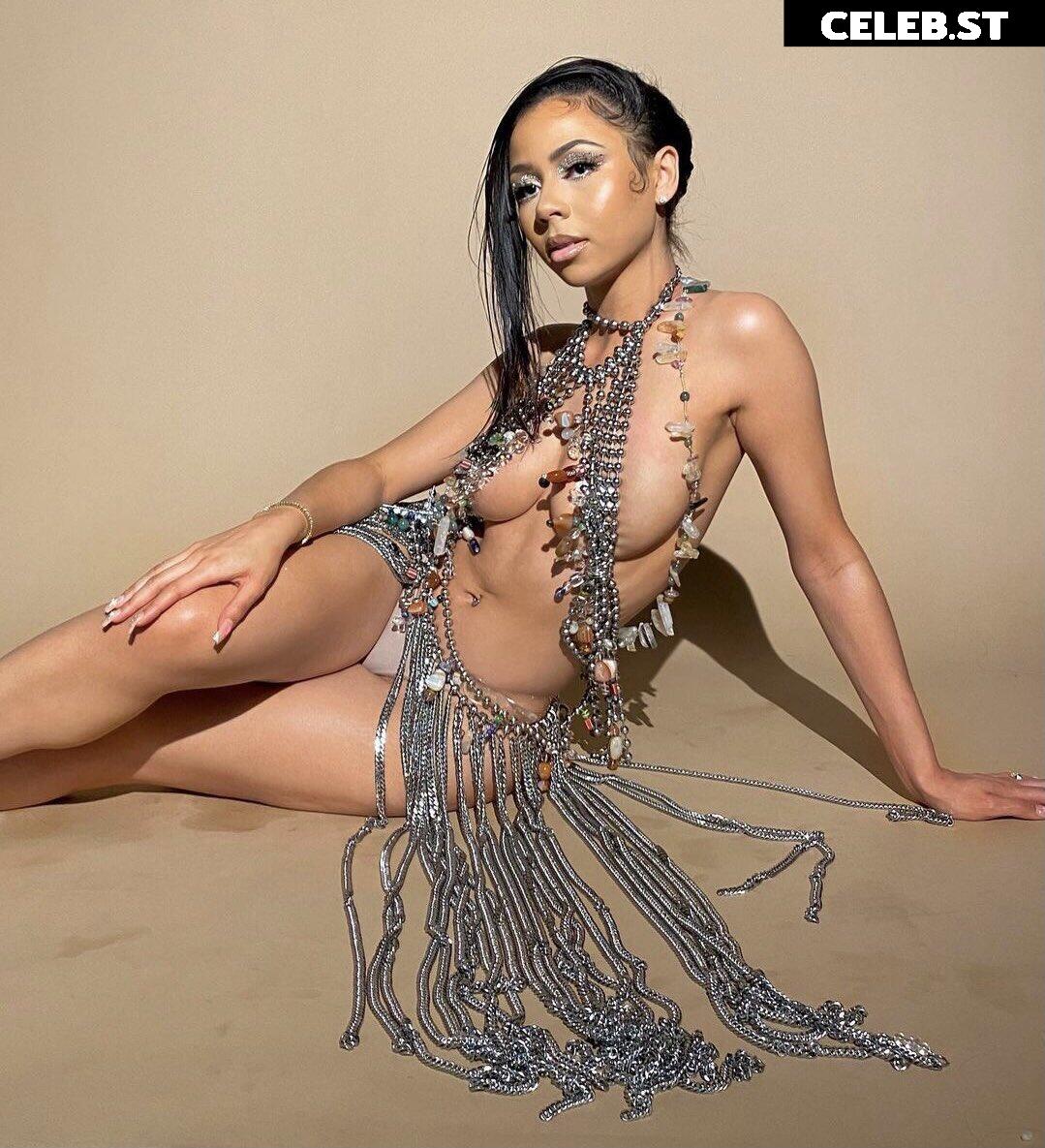 Mariah the Scientist / Mariah Amani Buckles / mariahthescientist Image 12717264