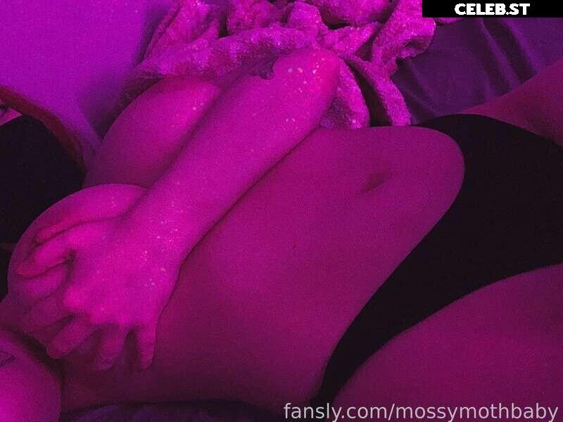 MossyMothBaby / mossymoth / Moth / bunn1eb / bunnieeb / Breannakate / Alexisthere / itsmobabyy / beascoffin Image 12716490