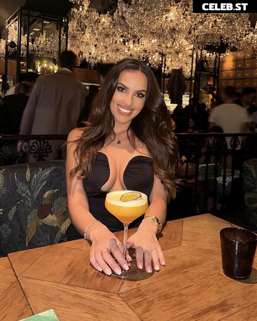 Simona Leskovska Image 12724345