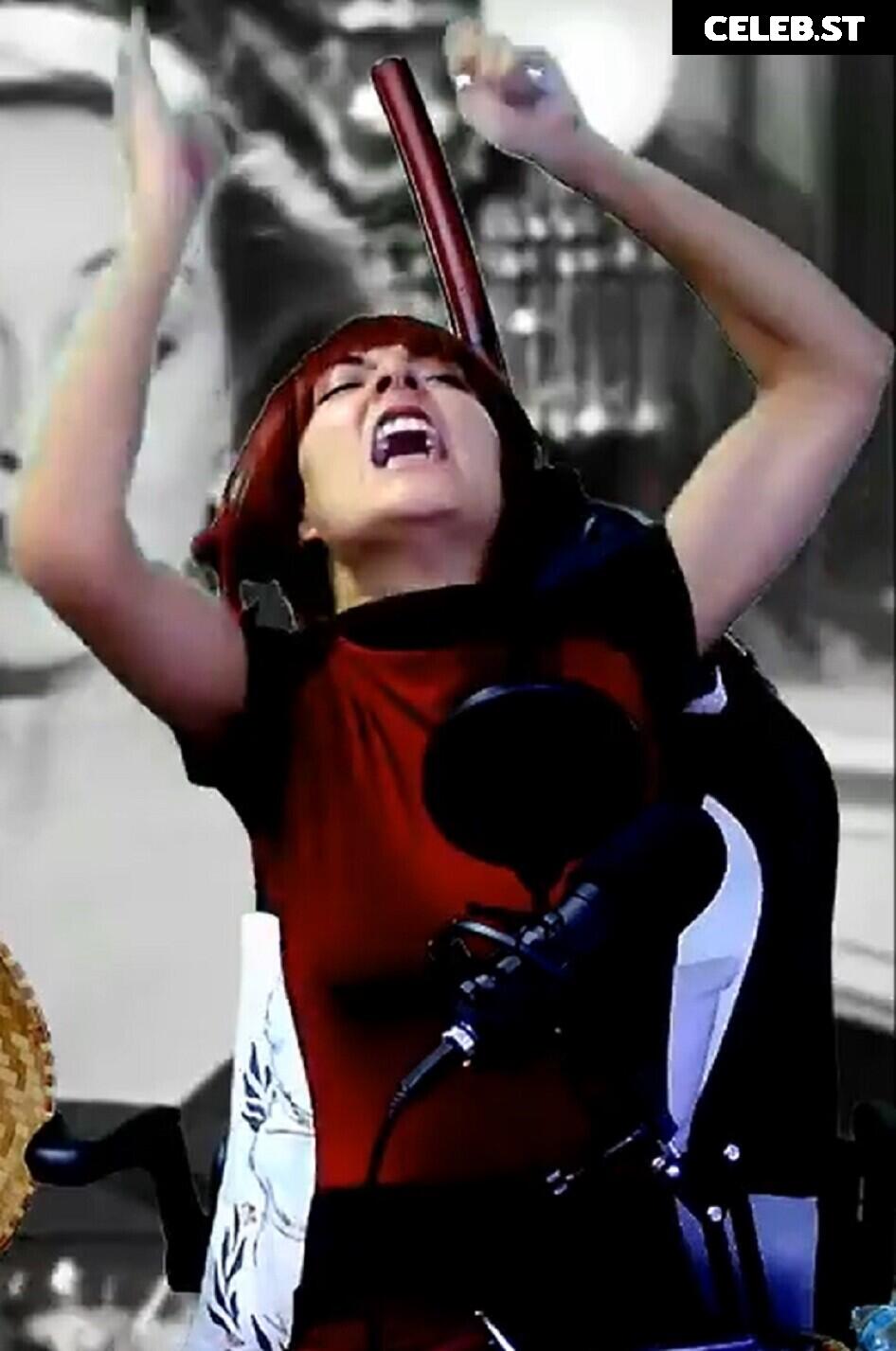 Rava Banks / ravalavabanks Image 12789438