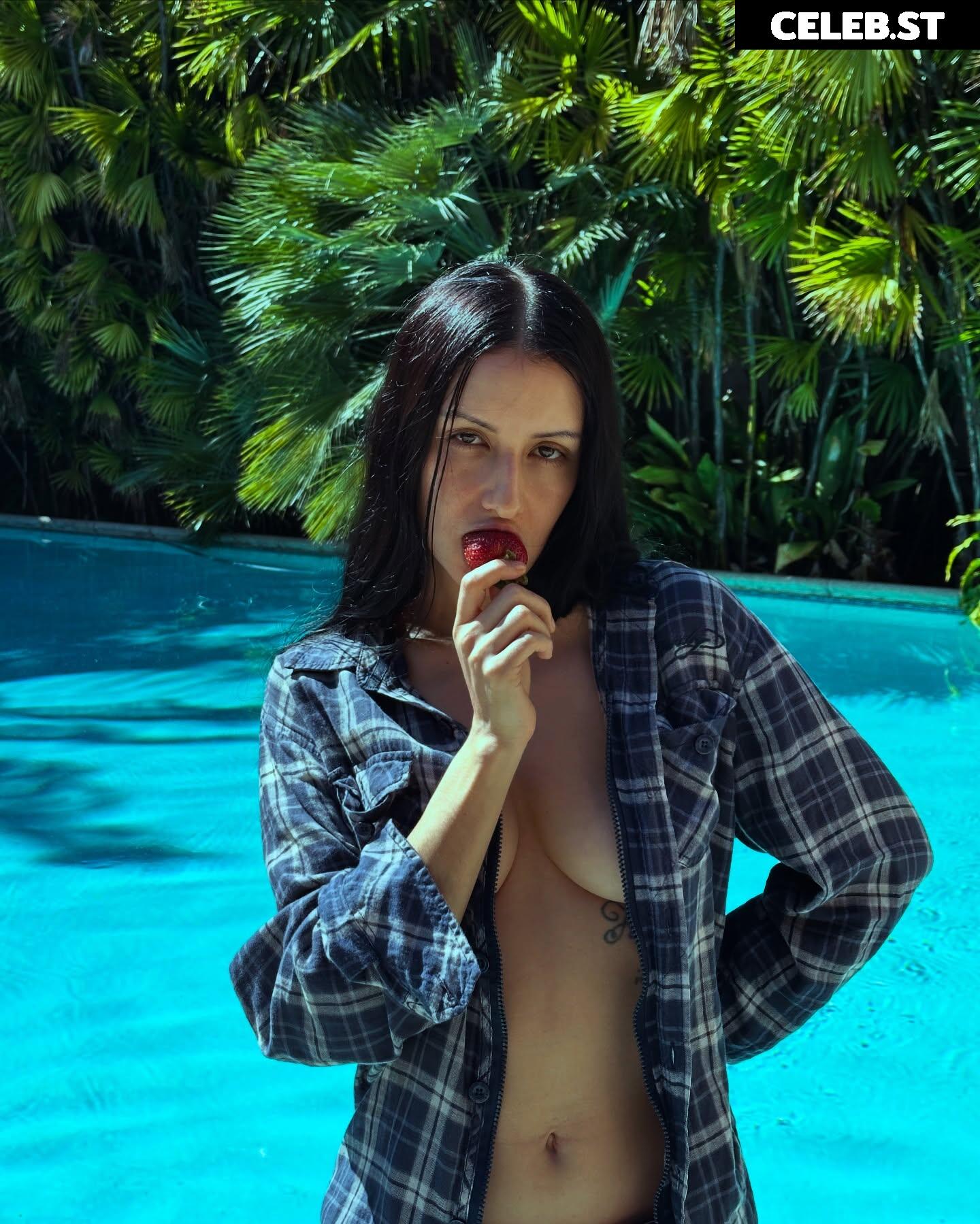 Loyal.Lobos - Andrea Silva Image 12658774