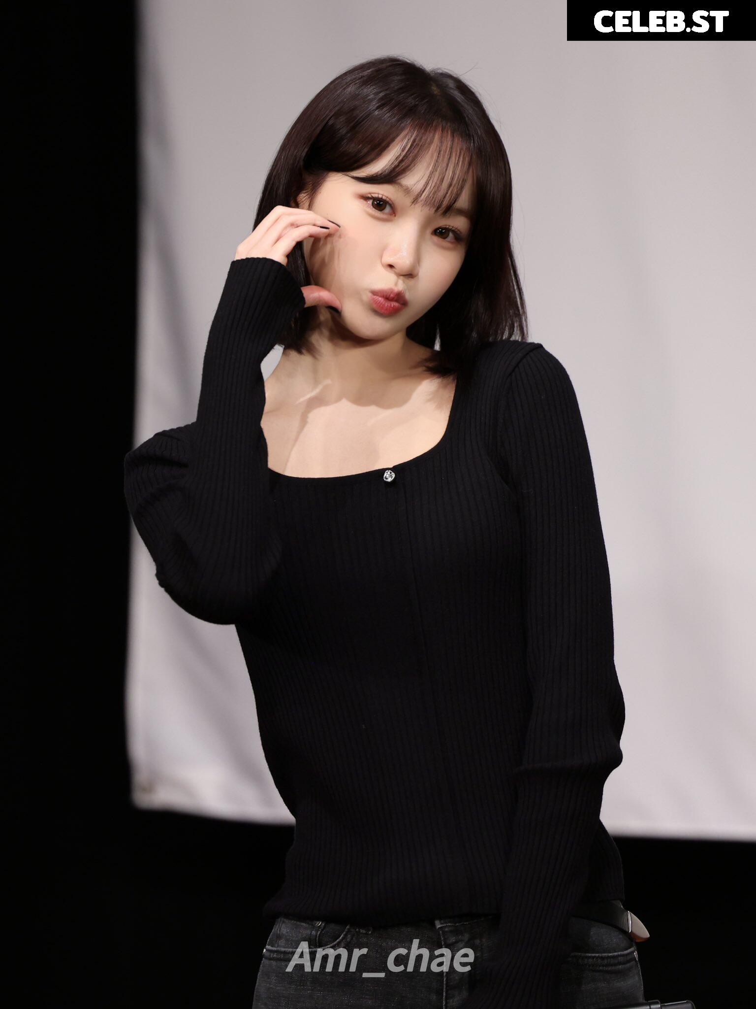 Kim Chaewon 김채원 [Le Sserafim] Image 12658377