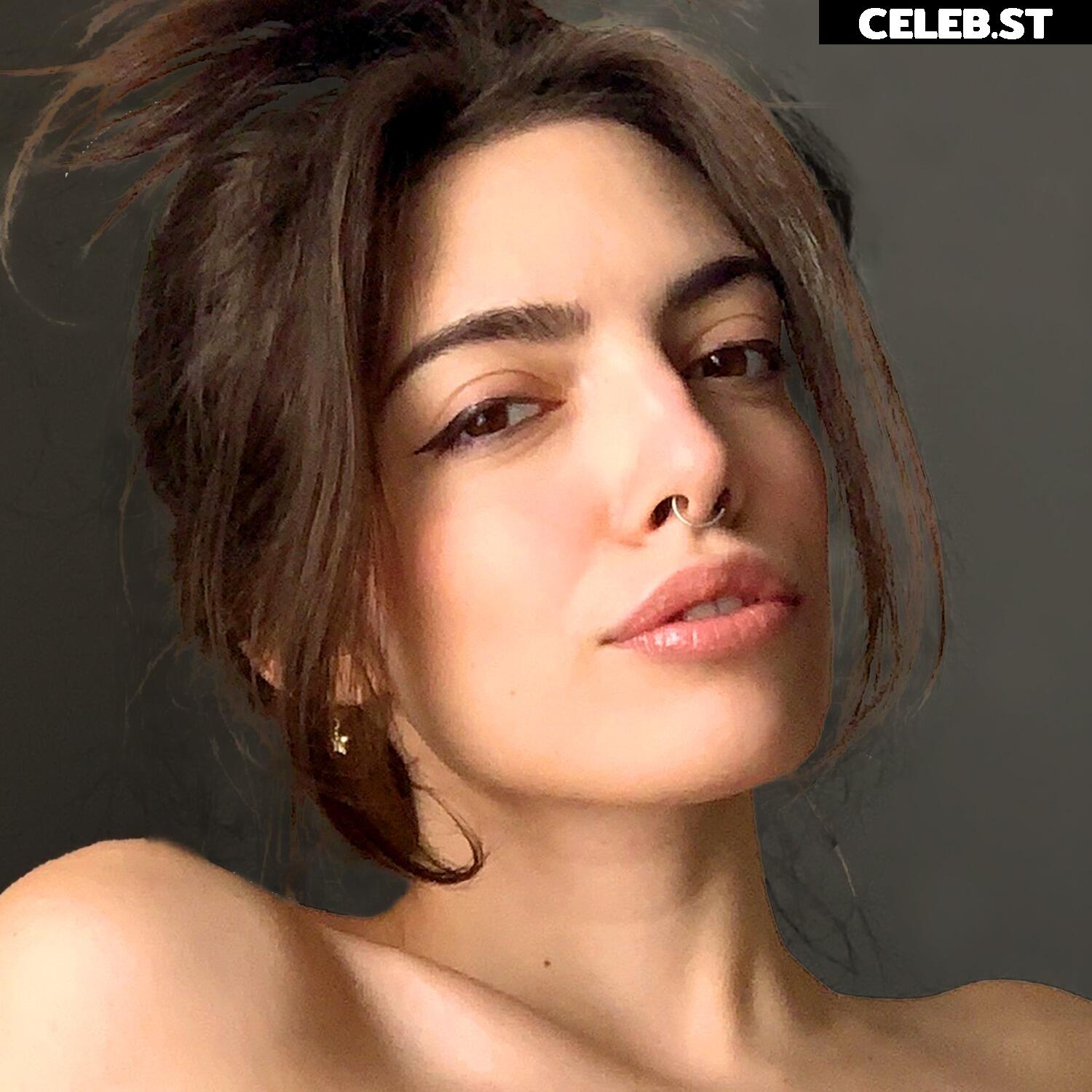 lizfermini | JackOfAllMediums Image 12665720