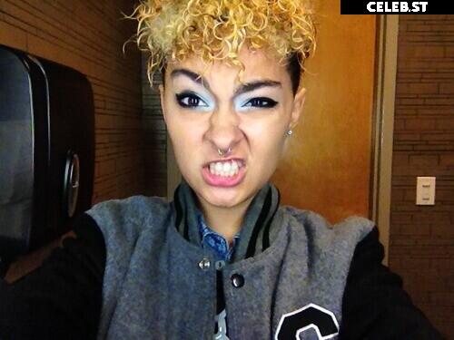 Rava Banks / ravalavabanks Image 12661974