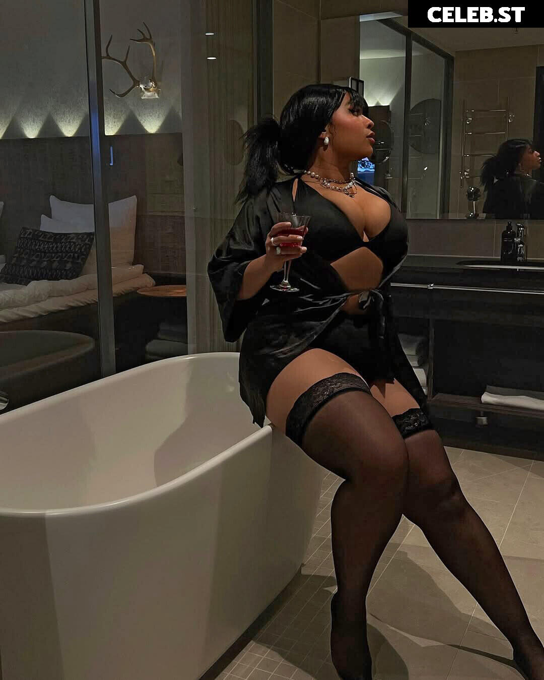 amielatisha / Latisha Allen Image 12661287