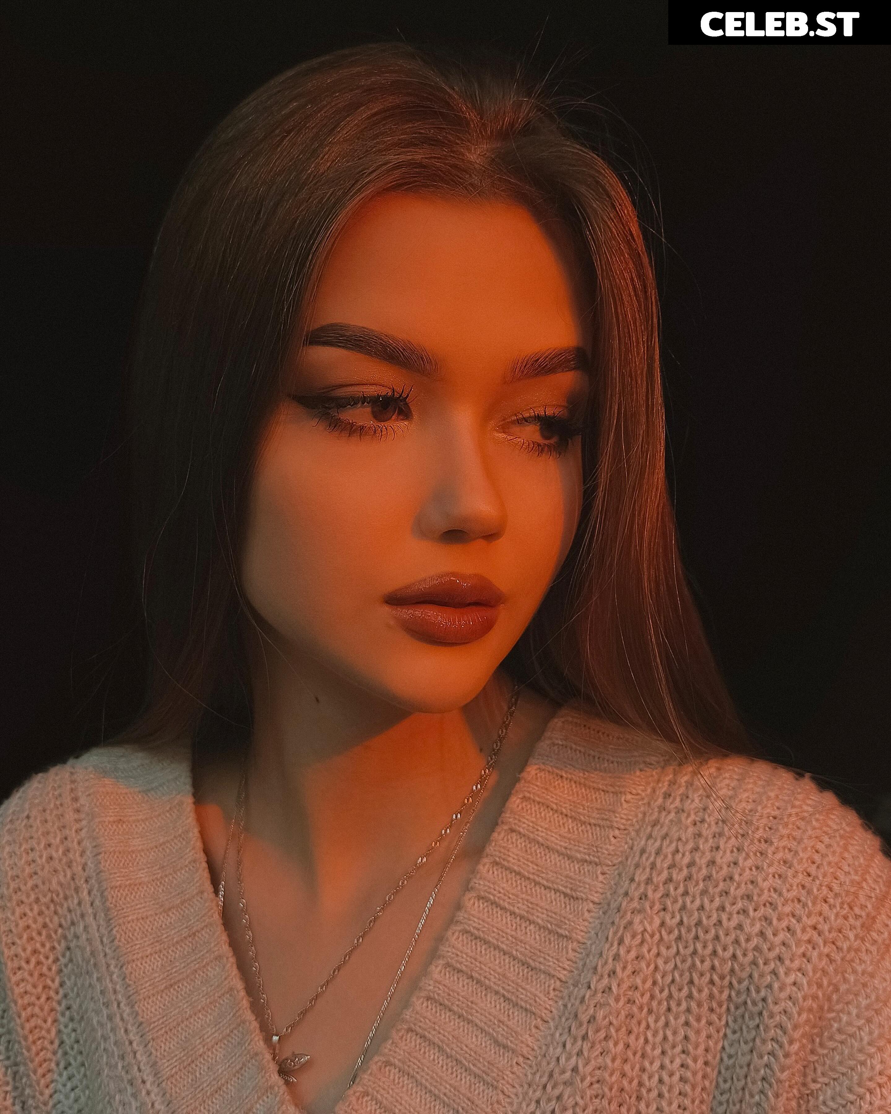 Alina Zaozerskaya / alina.zaozerskayaaa / zaozerskayalina / Алина Заозерская Image 12663101
