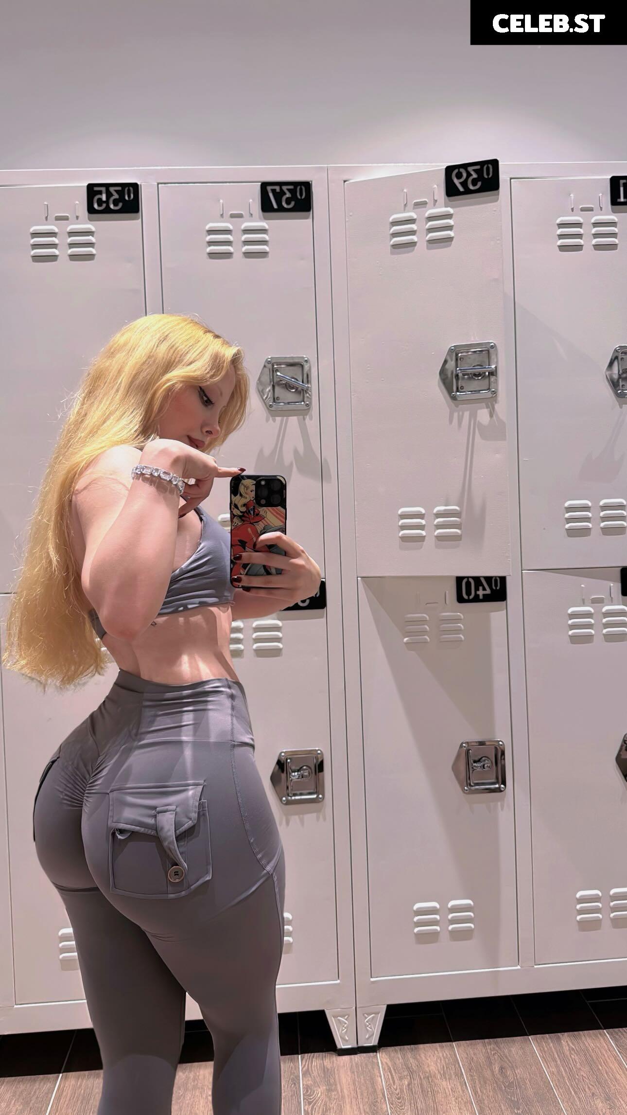 yagmuriave / Yagmur Dinc Image 12662885