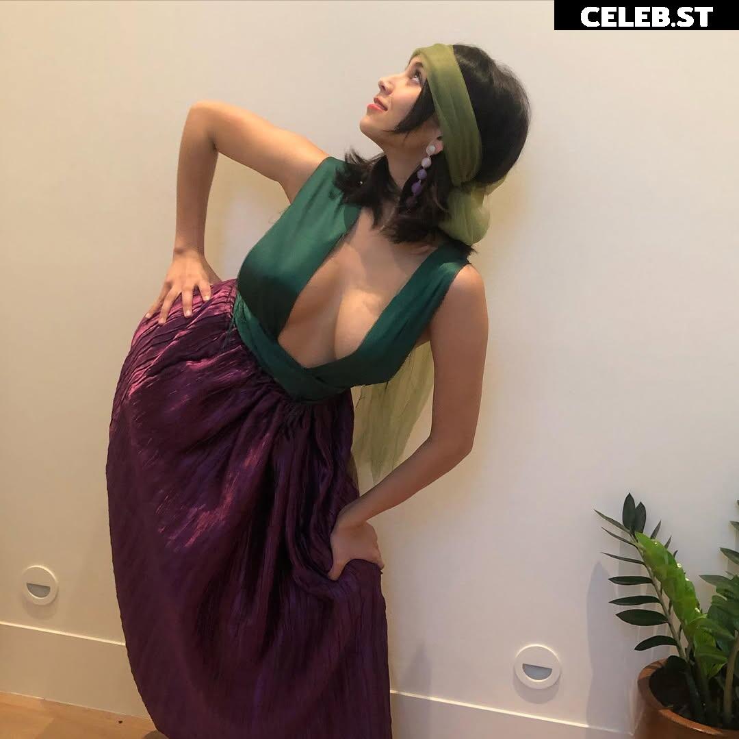 Anika Vishwanath | Bimbus2000 | Anikaisfamous Image 12615183