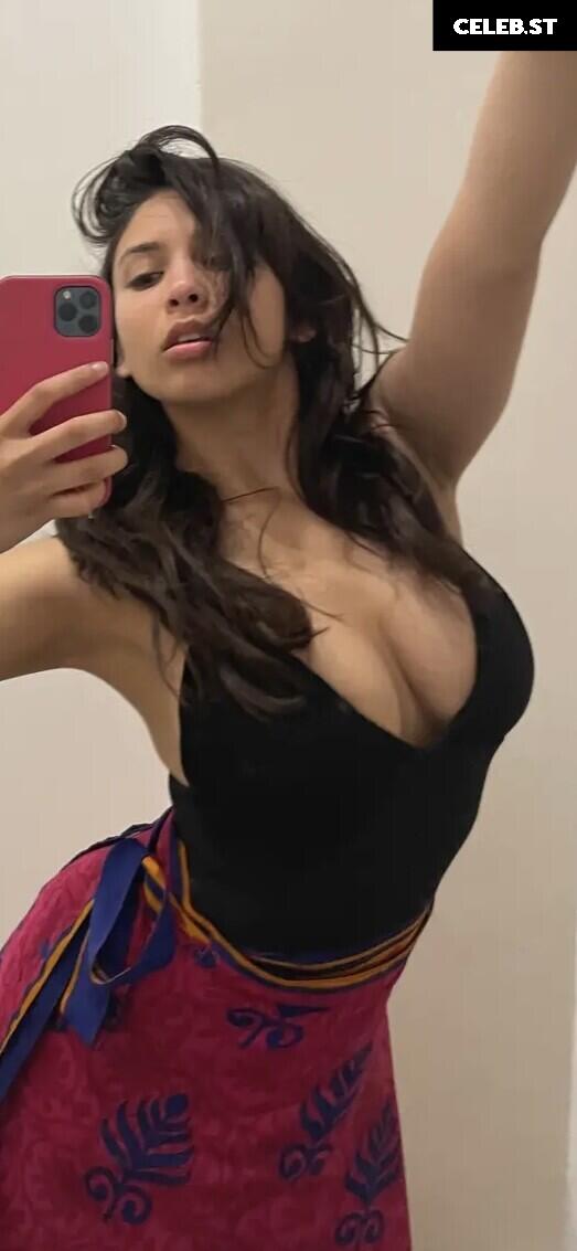 Anika Vishwanath | Bimbus2000 | Anikaisfamous Image 12615149